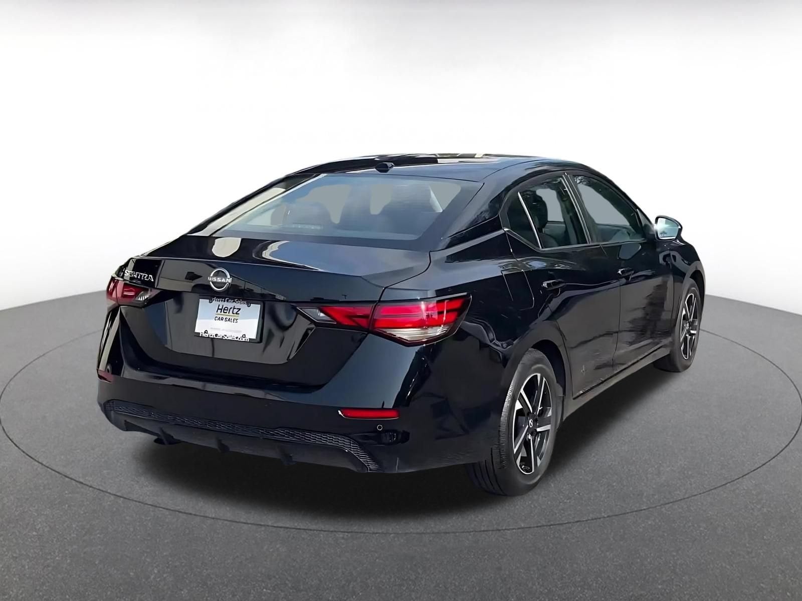 Thumbnail: 2025 Nissan Sentra - 14
