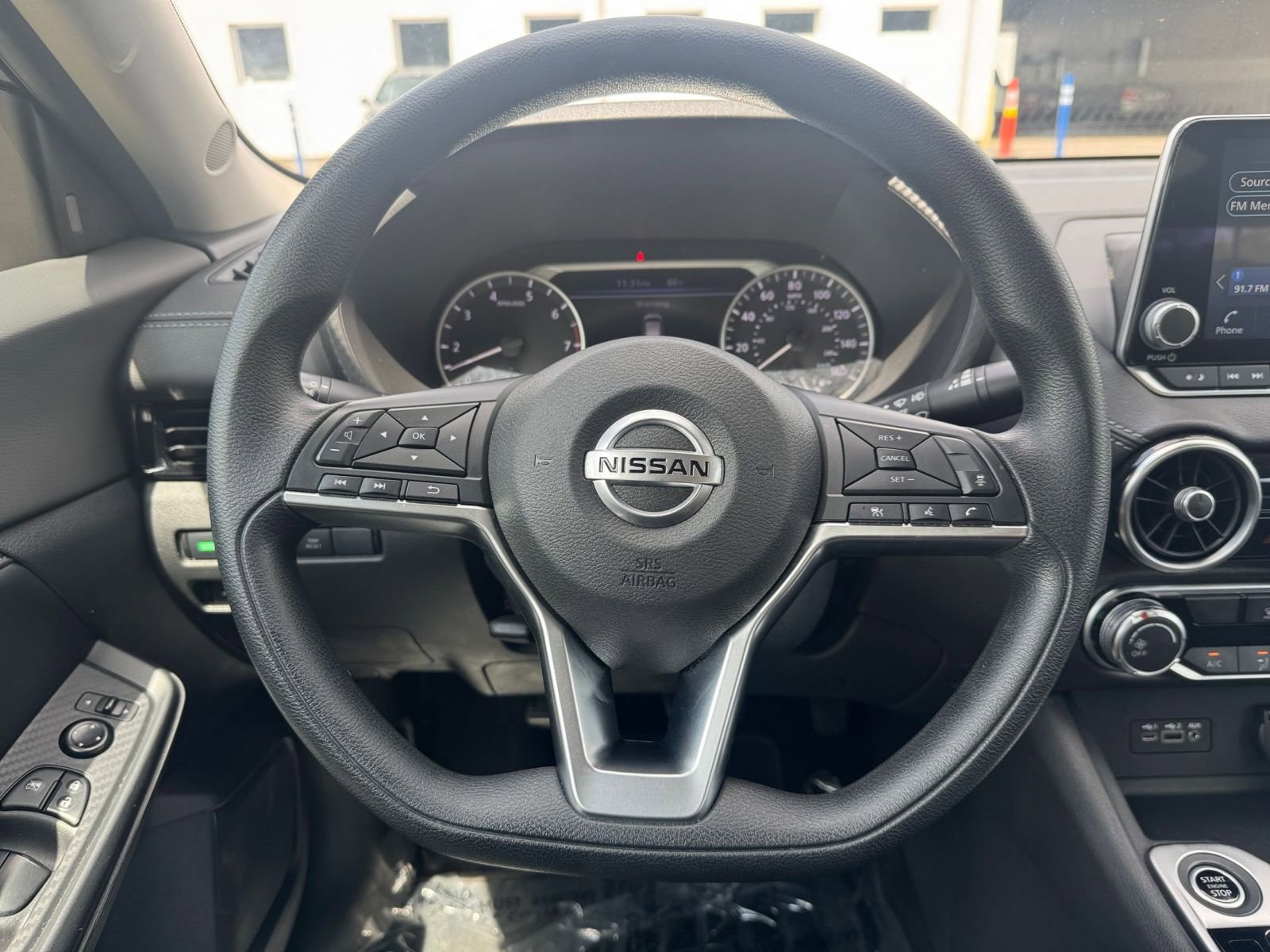 Thumbnail: 2023 Nissan Sentra - 21