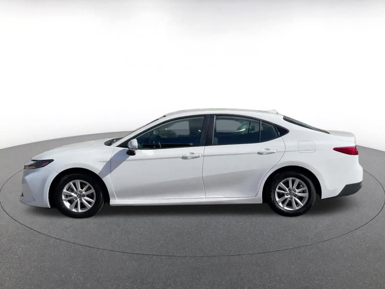 Thumbnail: 2025 Toyota Camry - 9