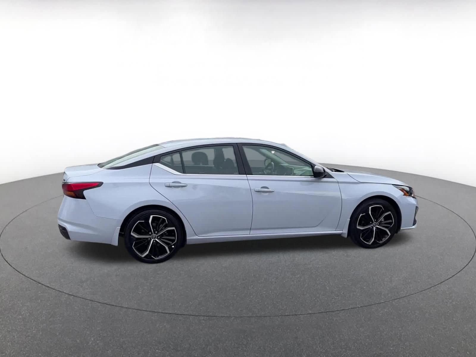 Thumbnail: 2025 Nissan Altima - 14