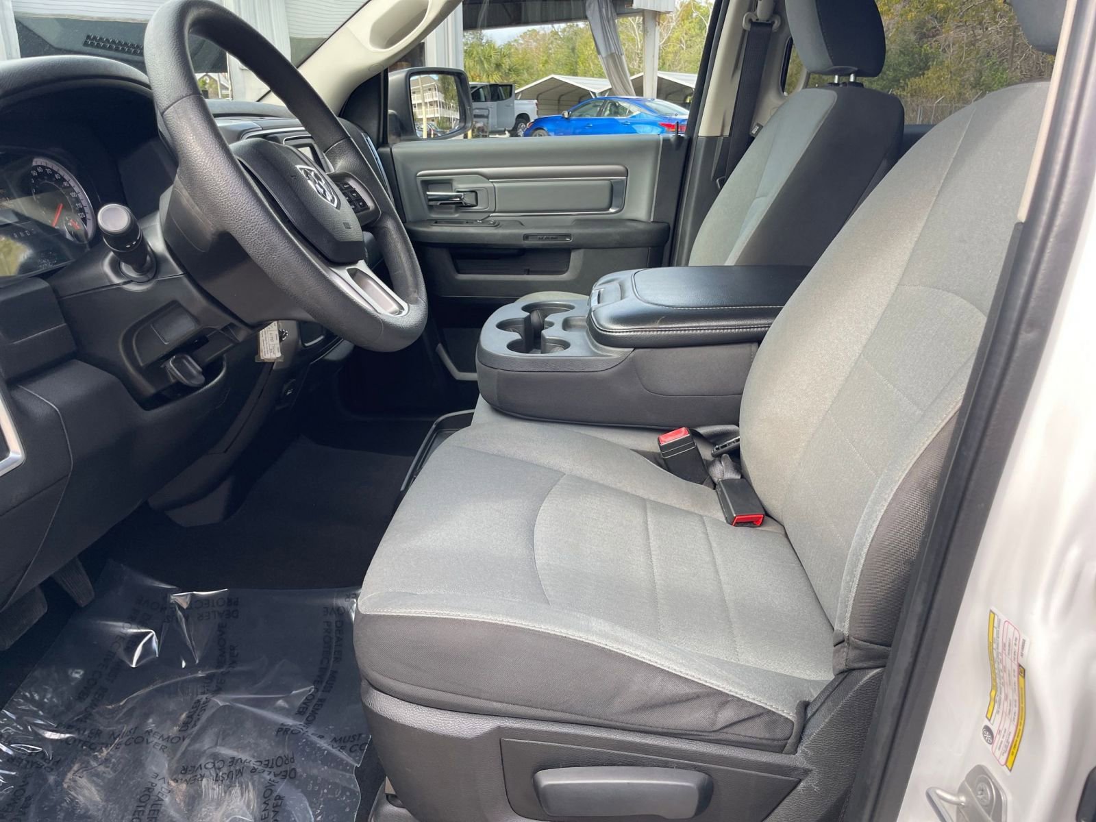 Thumbnail: 2022 RAM 1500 Classic - 25