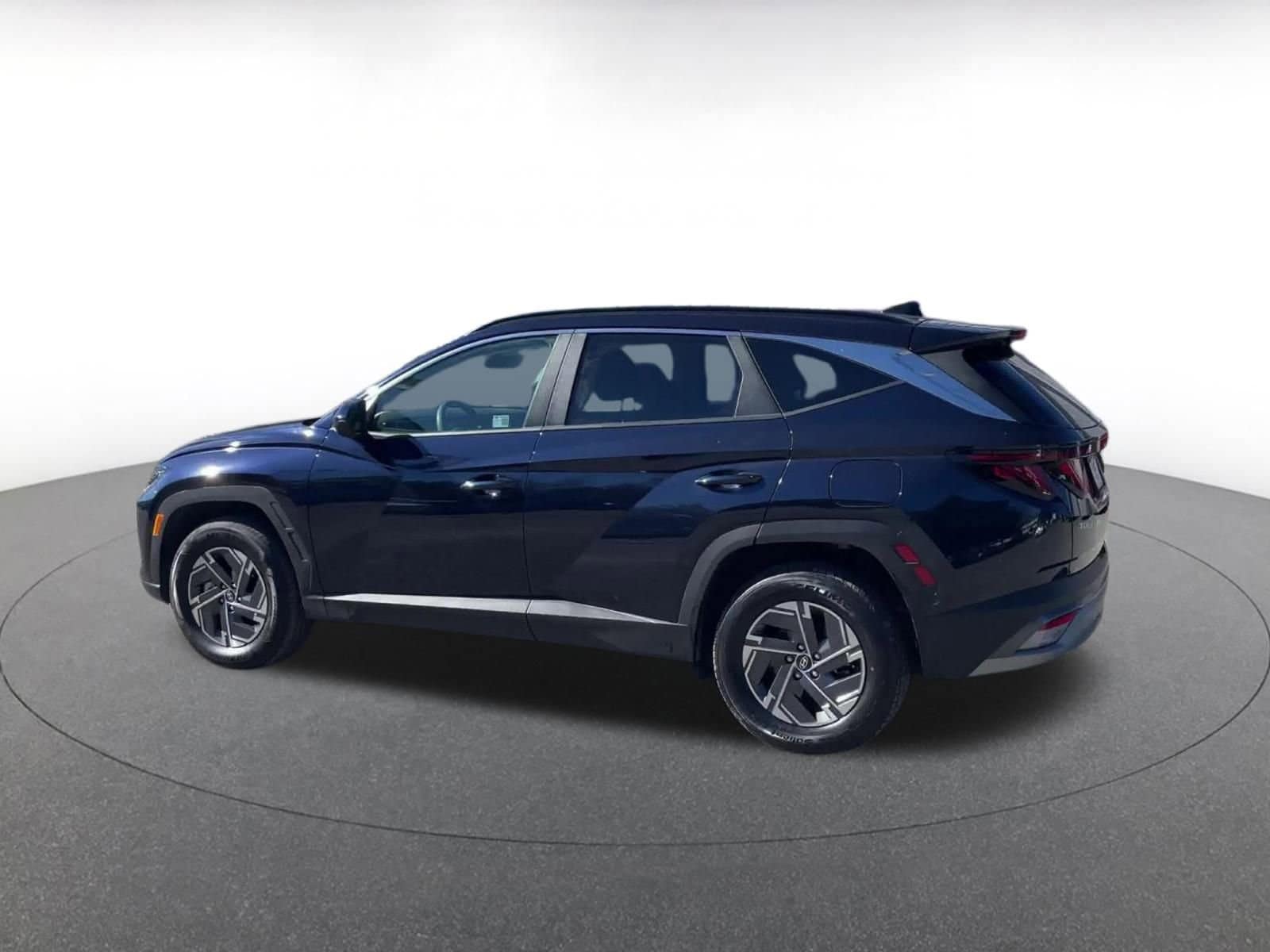 Thumbnail: 2025 Hyundai Tucson - 9