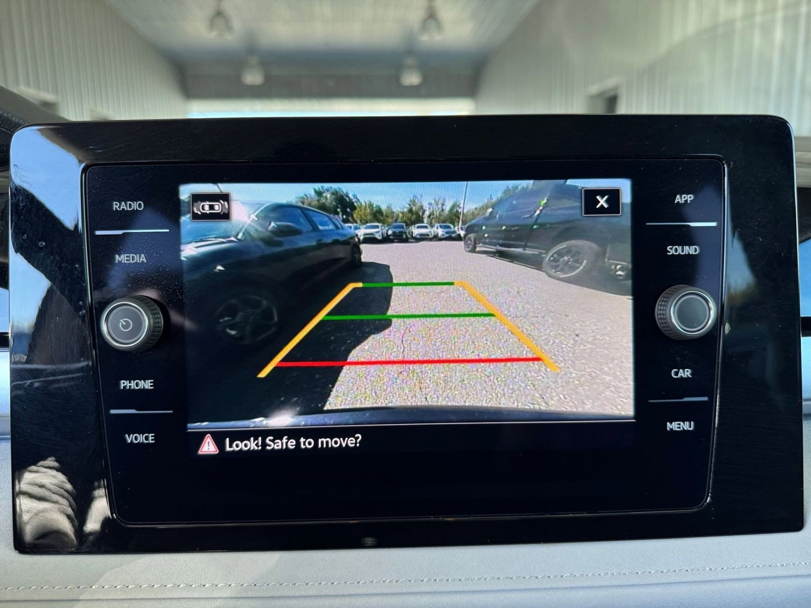 Thumbnail: 2025 Volkswagen Taos - 17