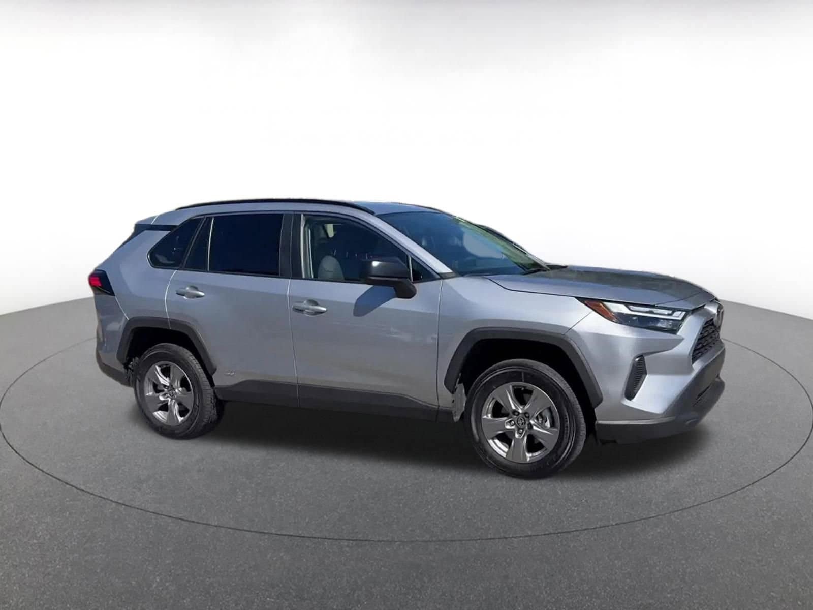 Thumbnail: 2025 Toyota RAV4 - 2