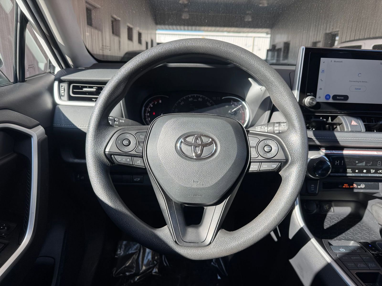 Thumbnail: 2025 Toyota RAV4 - 25