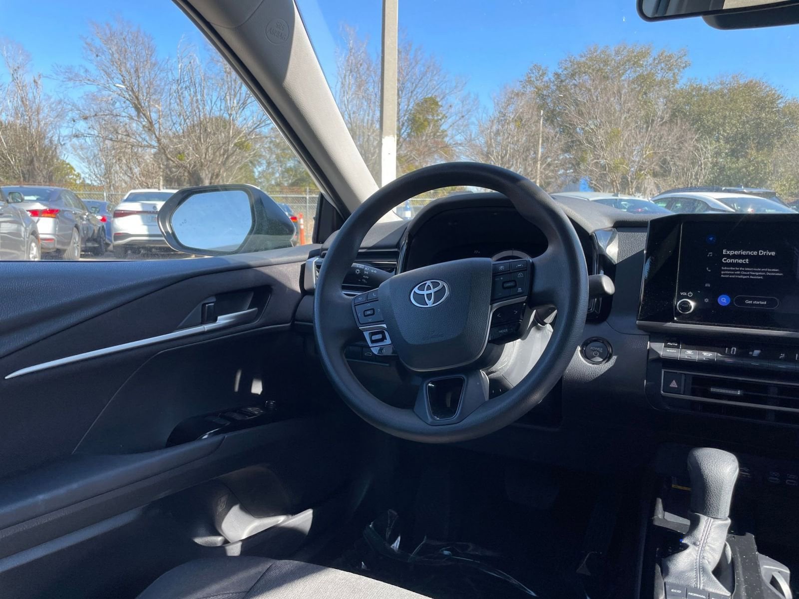 Thumbnail: 2025 Toyota Camry - 33