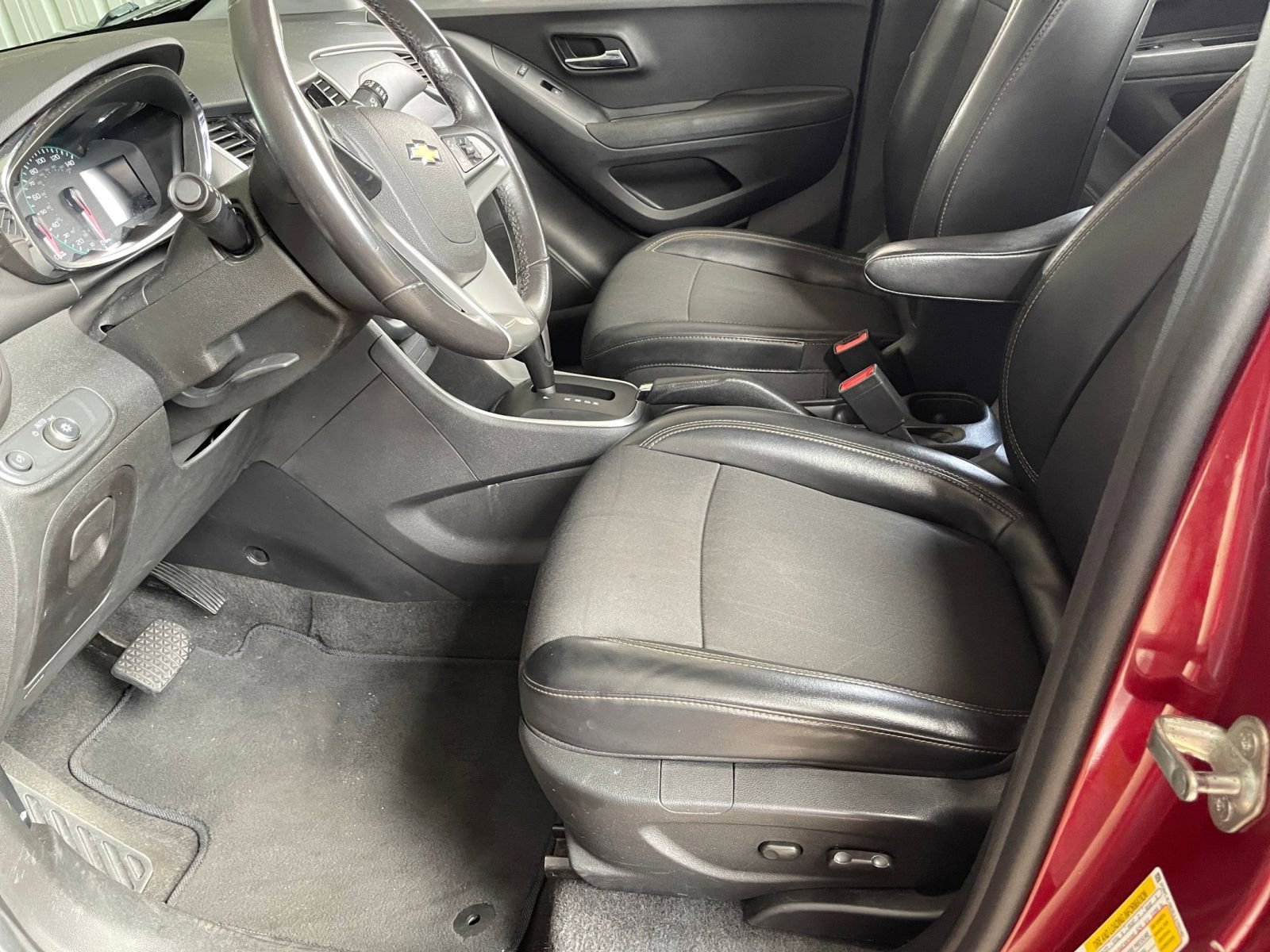 Thumbnail: 2020 Chevrolet Trax - 24