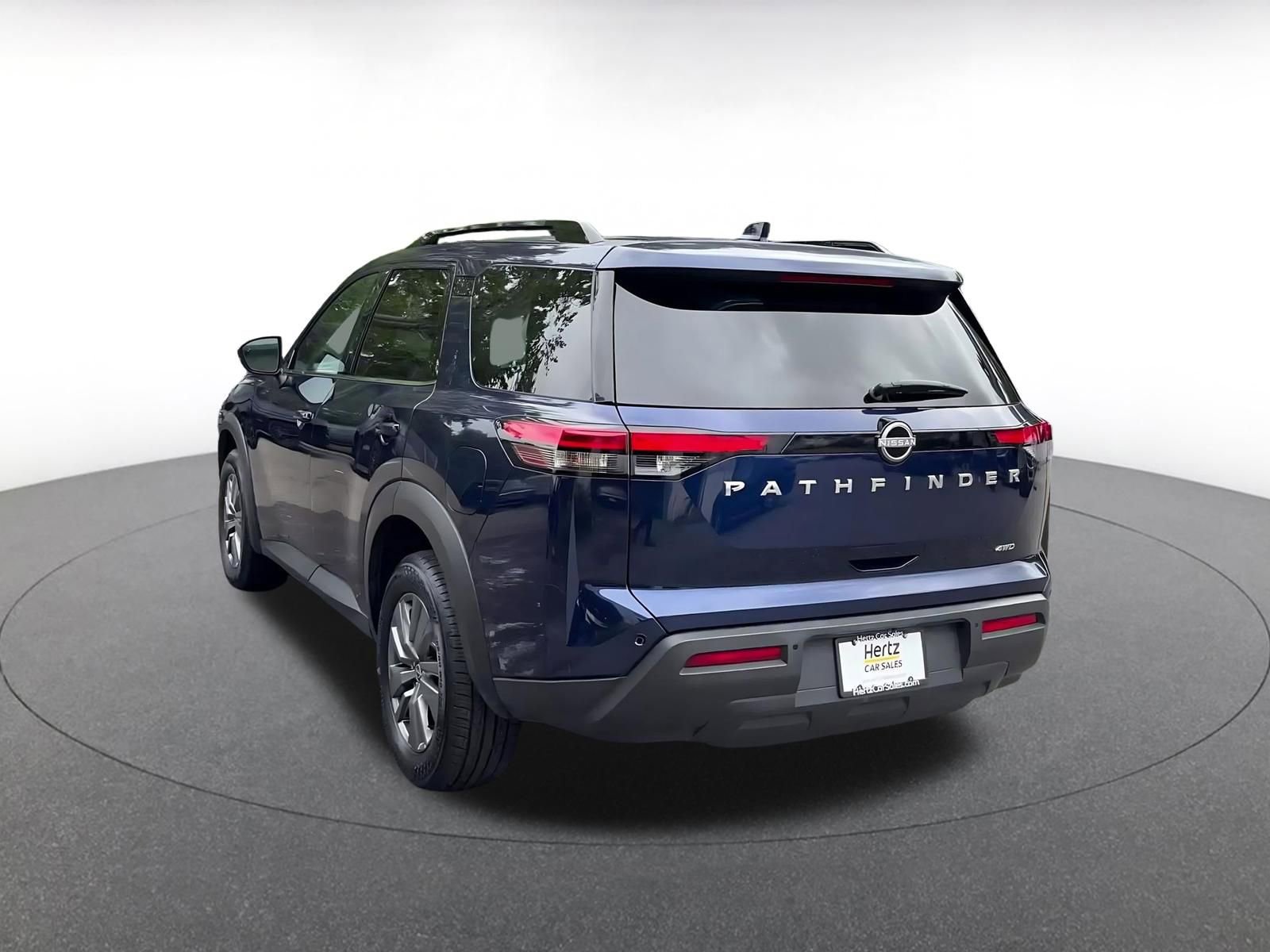 Thumbnail: 2025 Nissan Pathfinder - 10