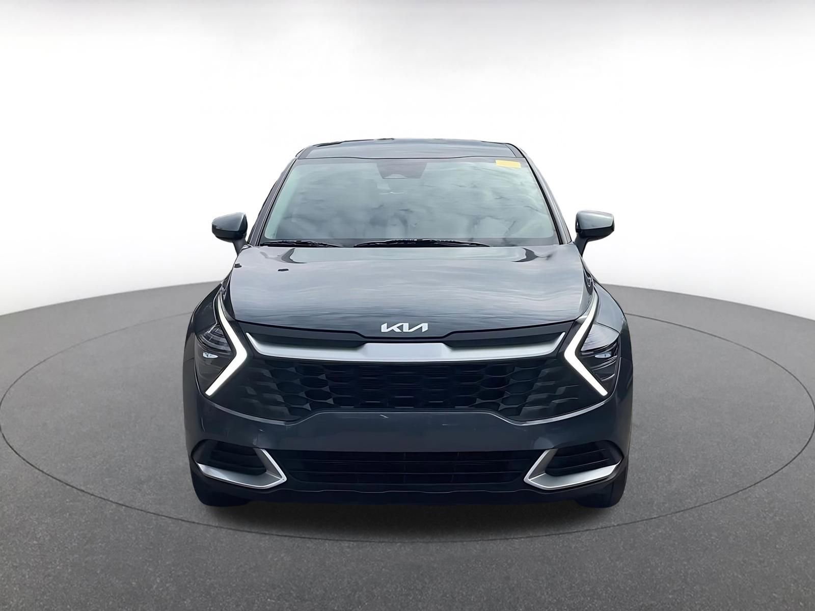 Thumbnail: 2025 Kia Sportage - 3