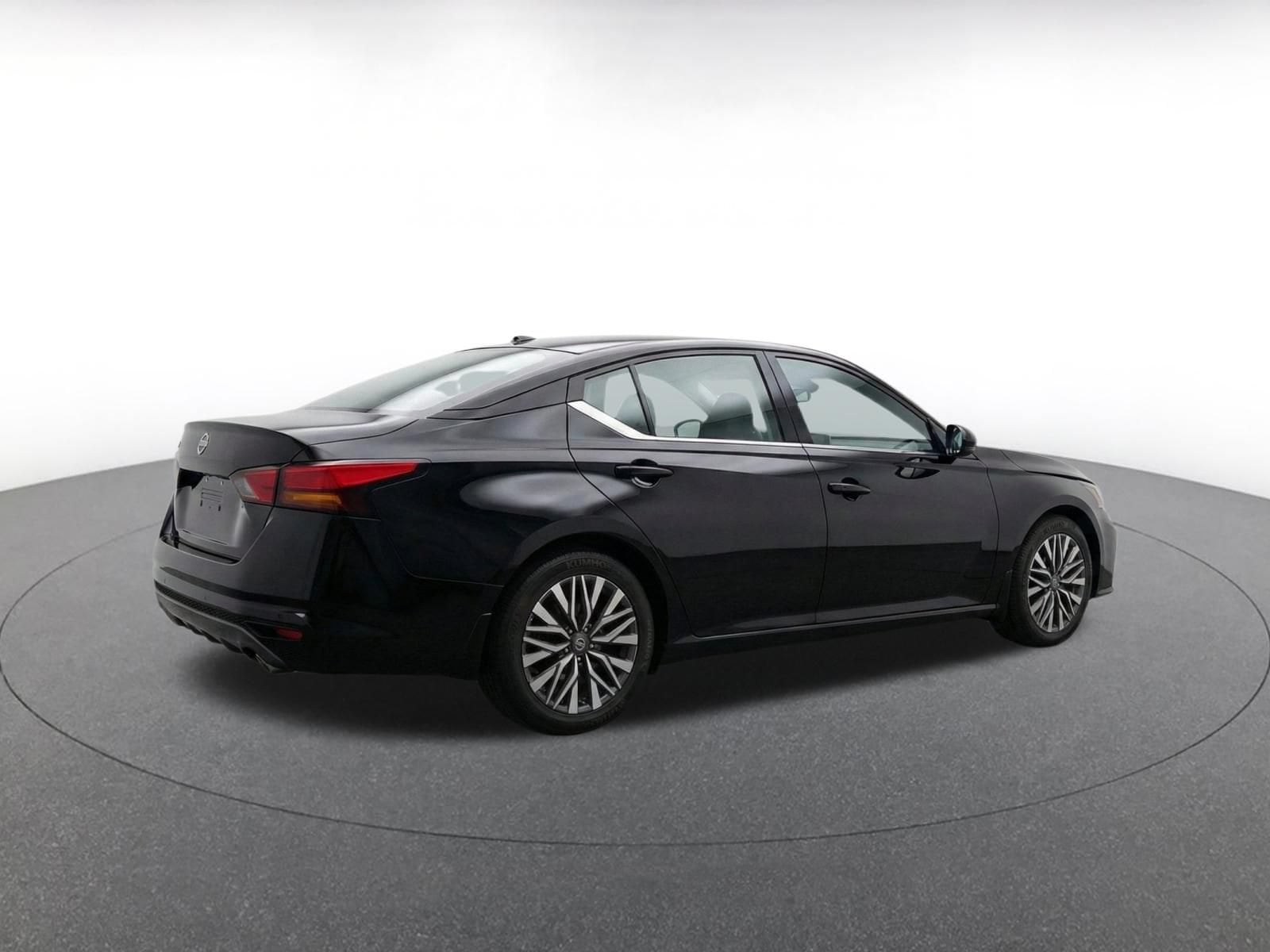 Thumbnail: 2026 Nissan Altima - 8