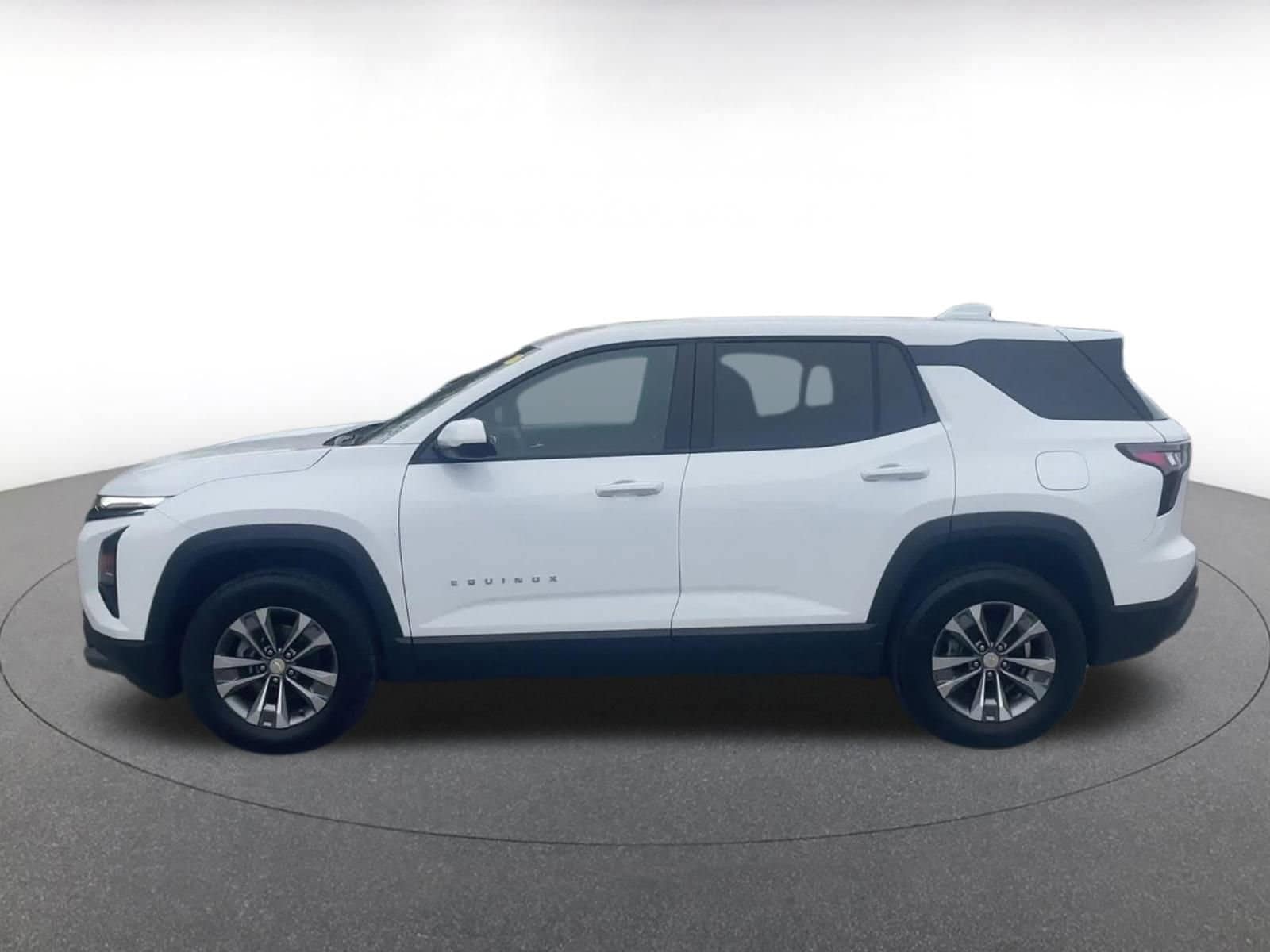 Thumbnail: 2025 Chevrolet Equinox - 8