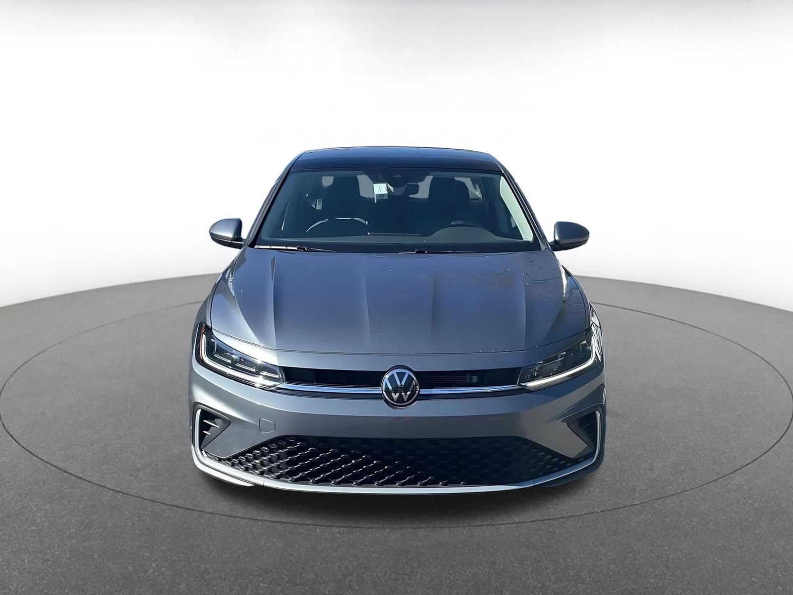 Thumbnail: 2025 Volkswagen Jetta - 3