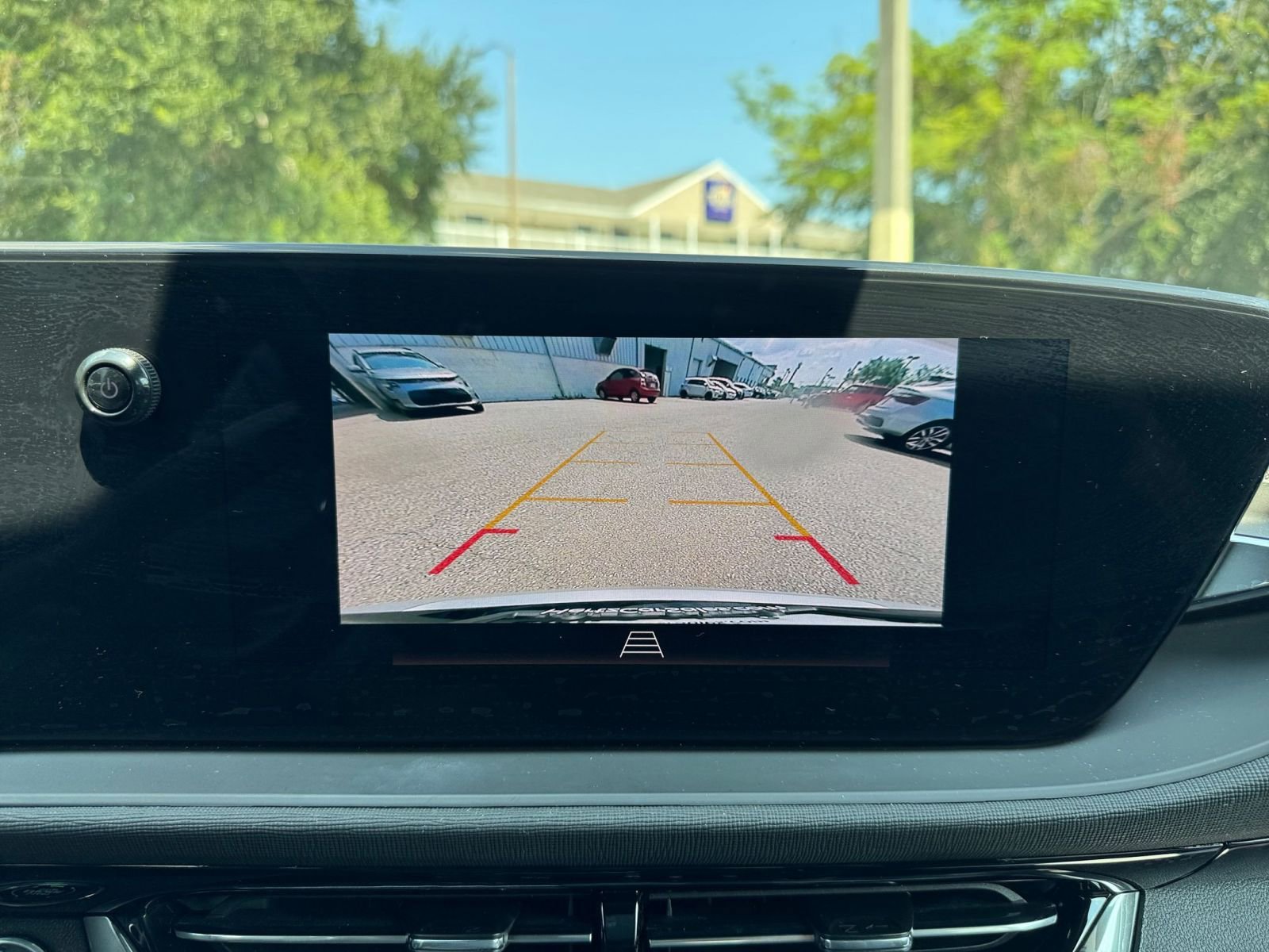 Thumbnail: 2025 Buick Envista - 17