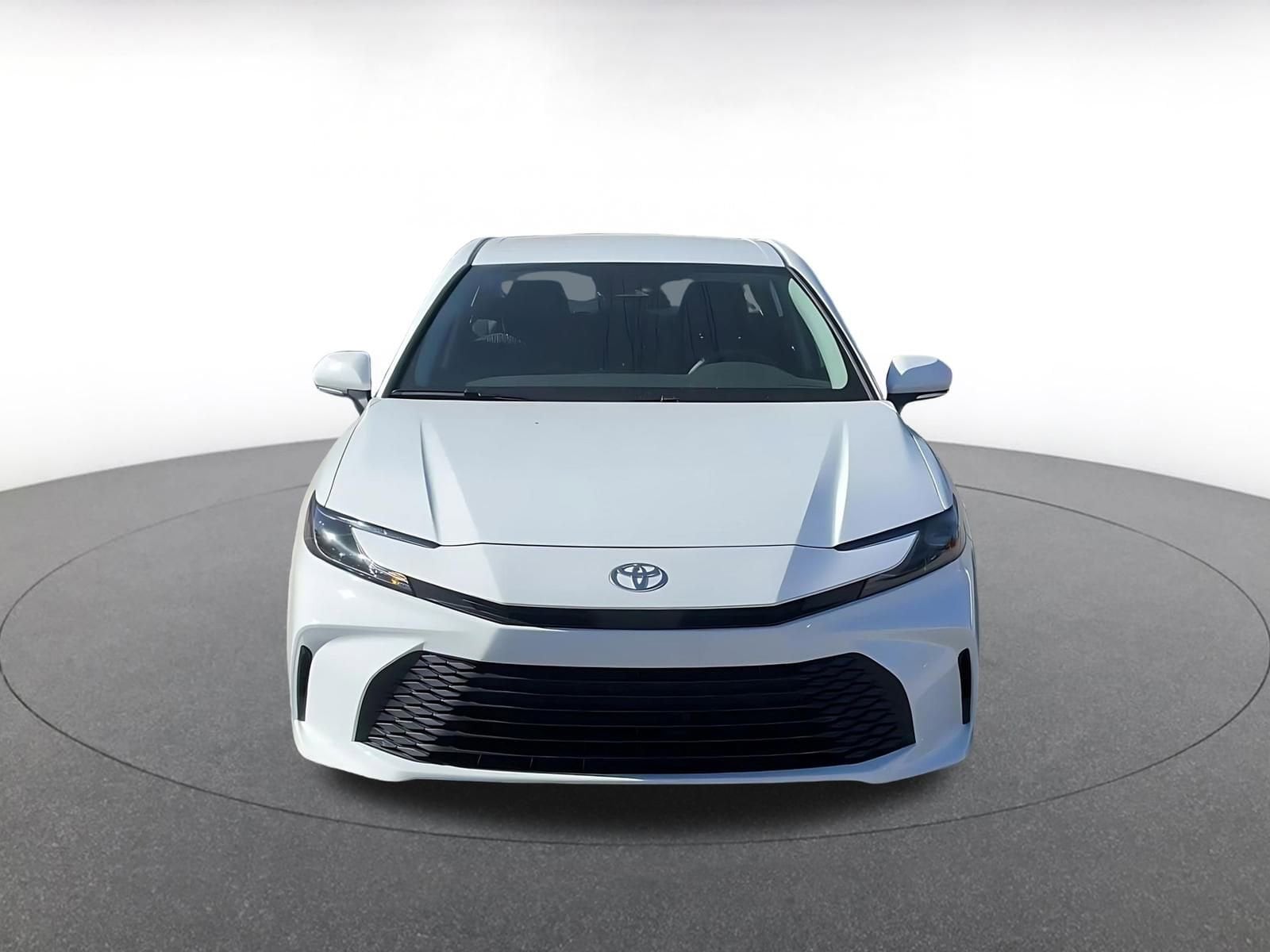 Thumbnail: 2025 Toyota Camry - 3