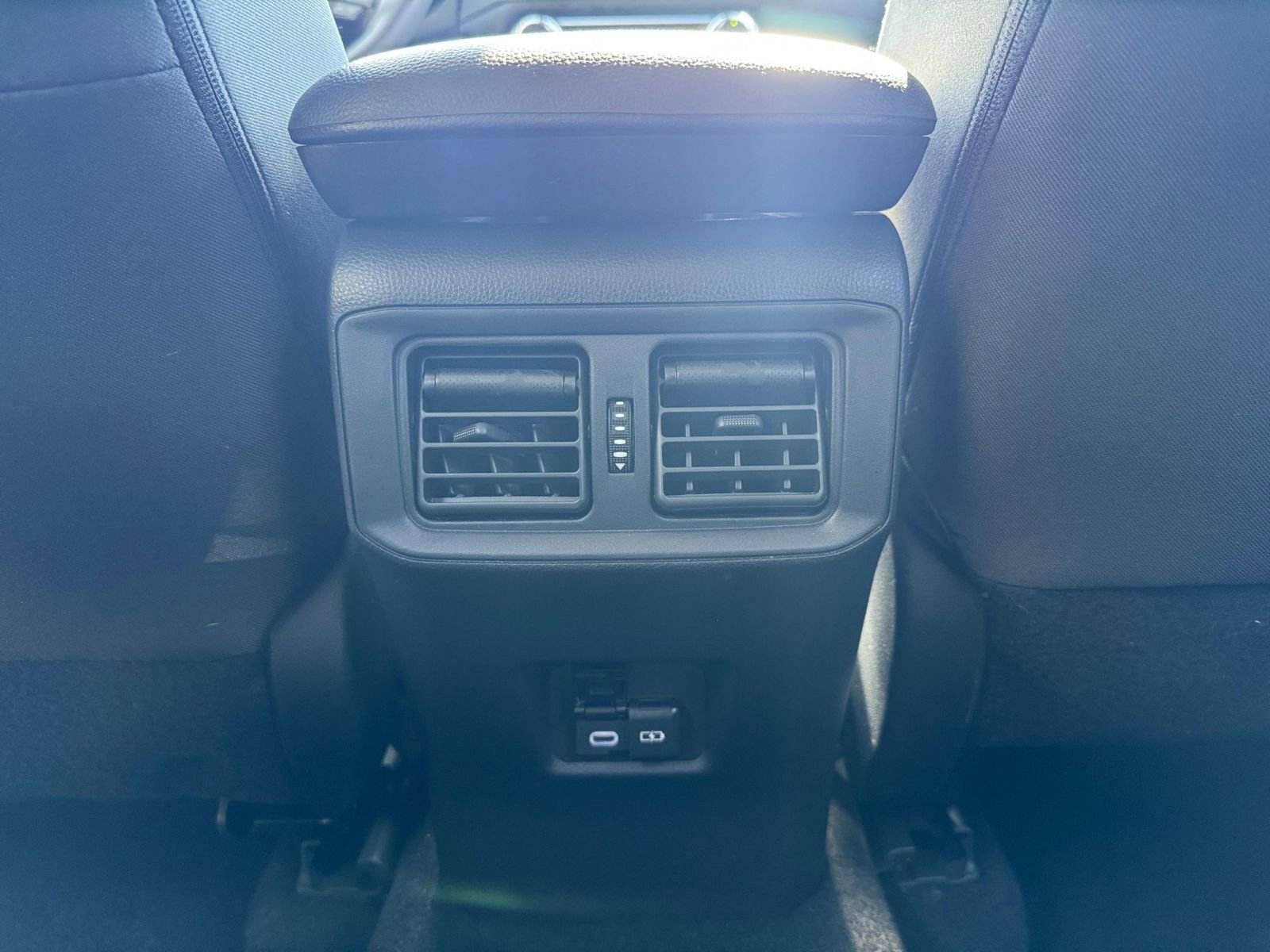 Thumbnail: 2025 Toyota RAV4 - 24