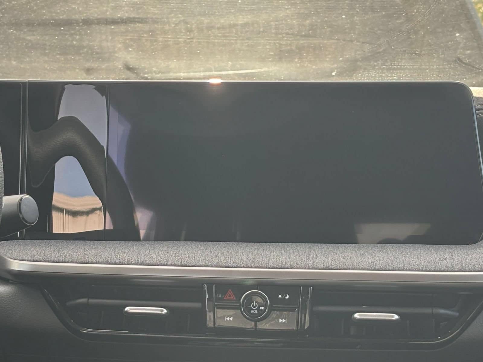 Thumbnail: 2026 Nissan Kicks - 20