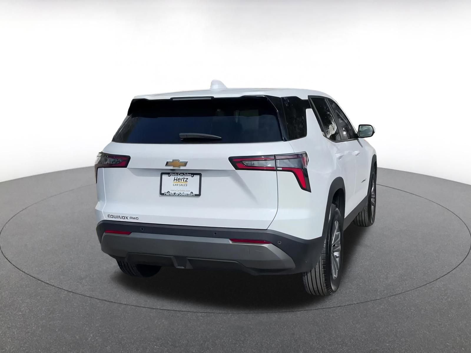 Thumbnail: 2025 Chevrolet Equinox - 12