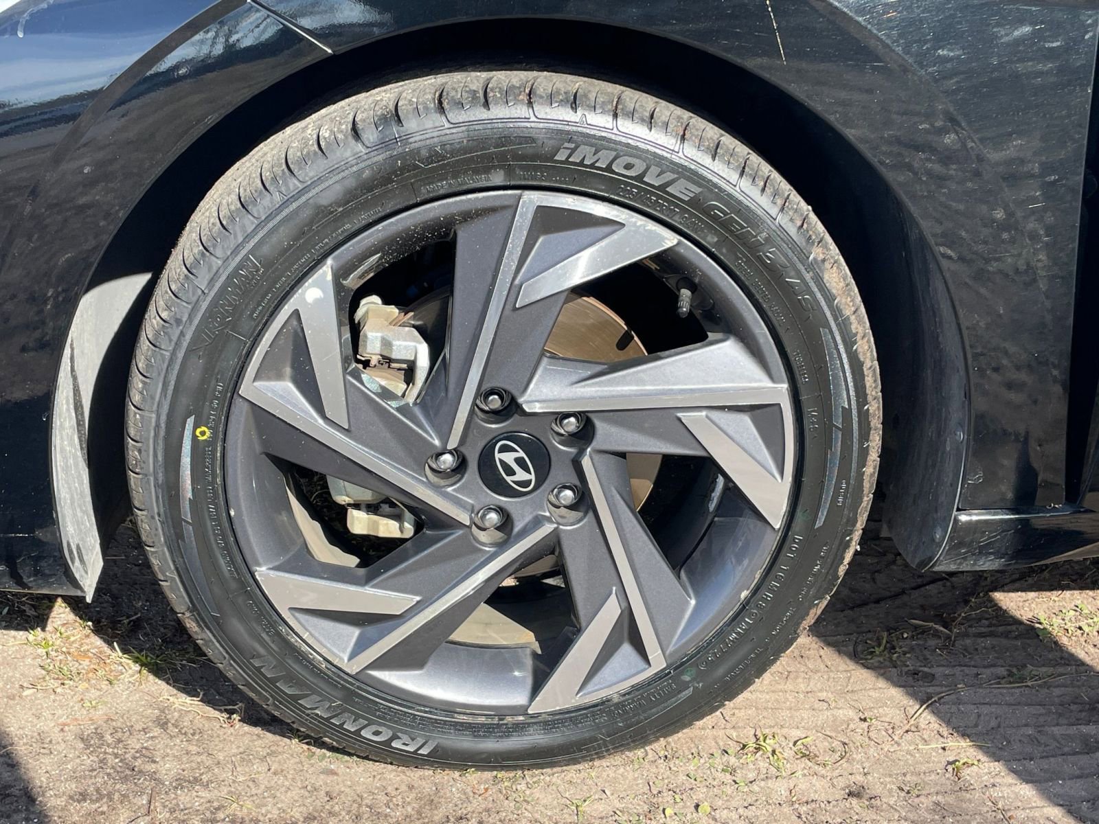 Thumbnail: 2025 Hyundai Elantra - 30