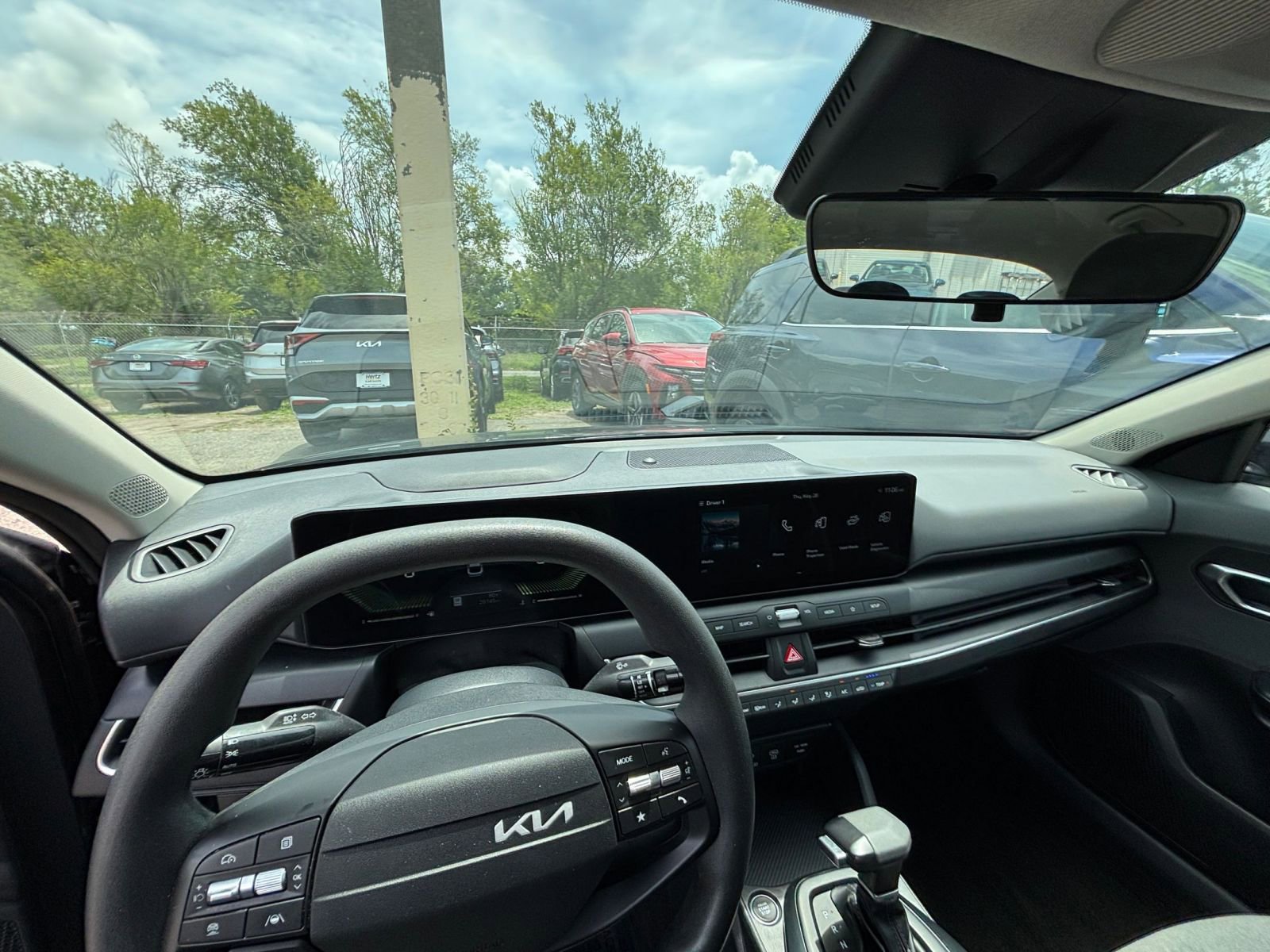Thumbnail: 2025 Kia K4 - 32