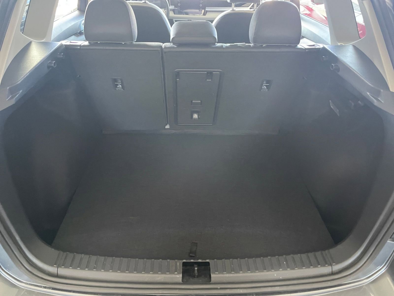 Thumbnail: 2025 Volkswagen Taos - 29