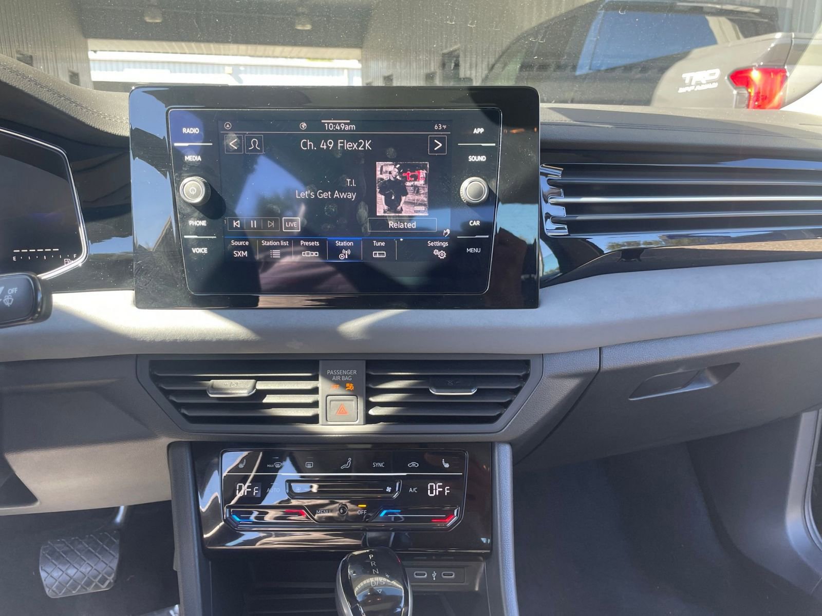 Thumbnail: 2025 Volkswagen Jetta - 18