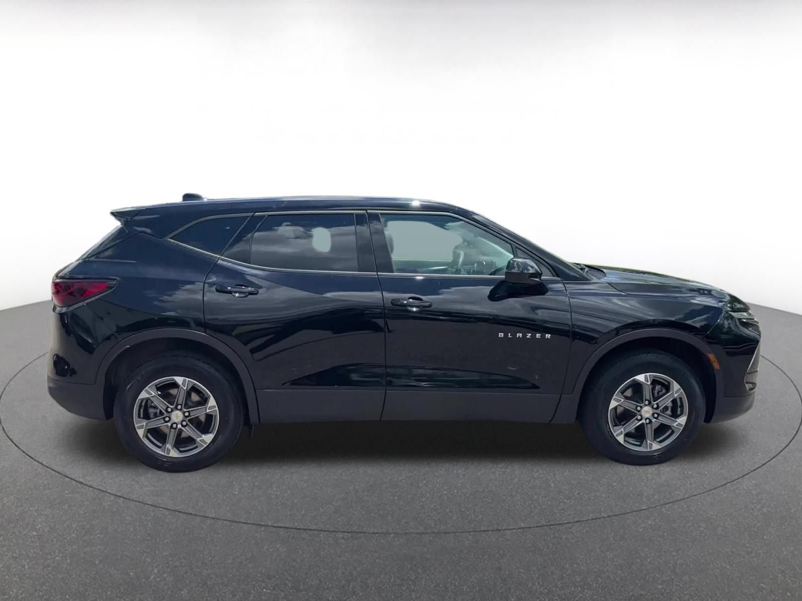 Thumbnail: 2025 Chevrolet Blazer - 16