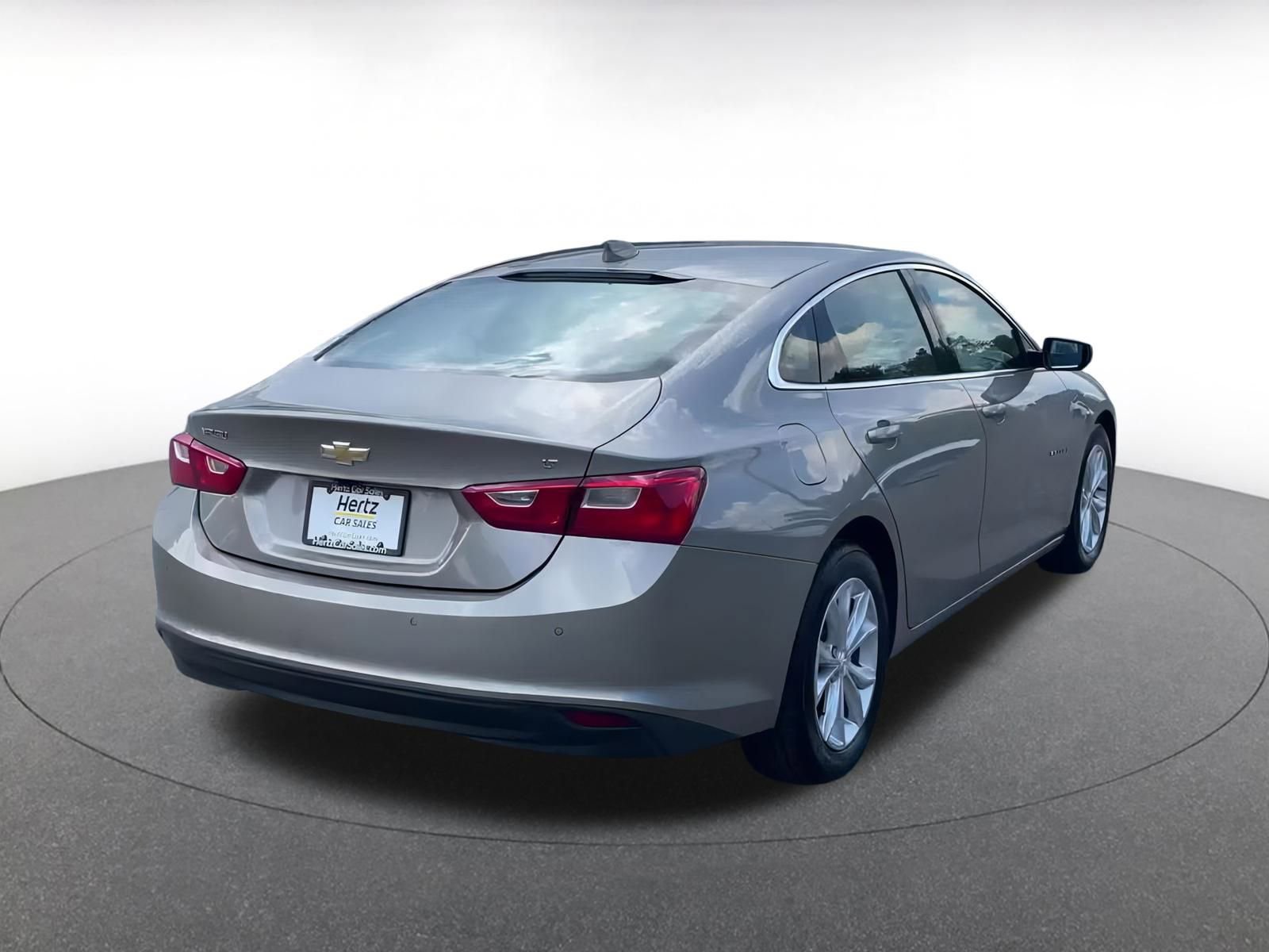Thumbnail: 2024 Chevrolet Malibu - 18