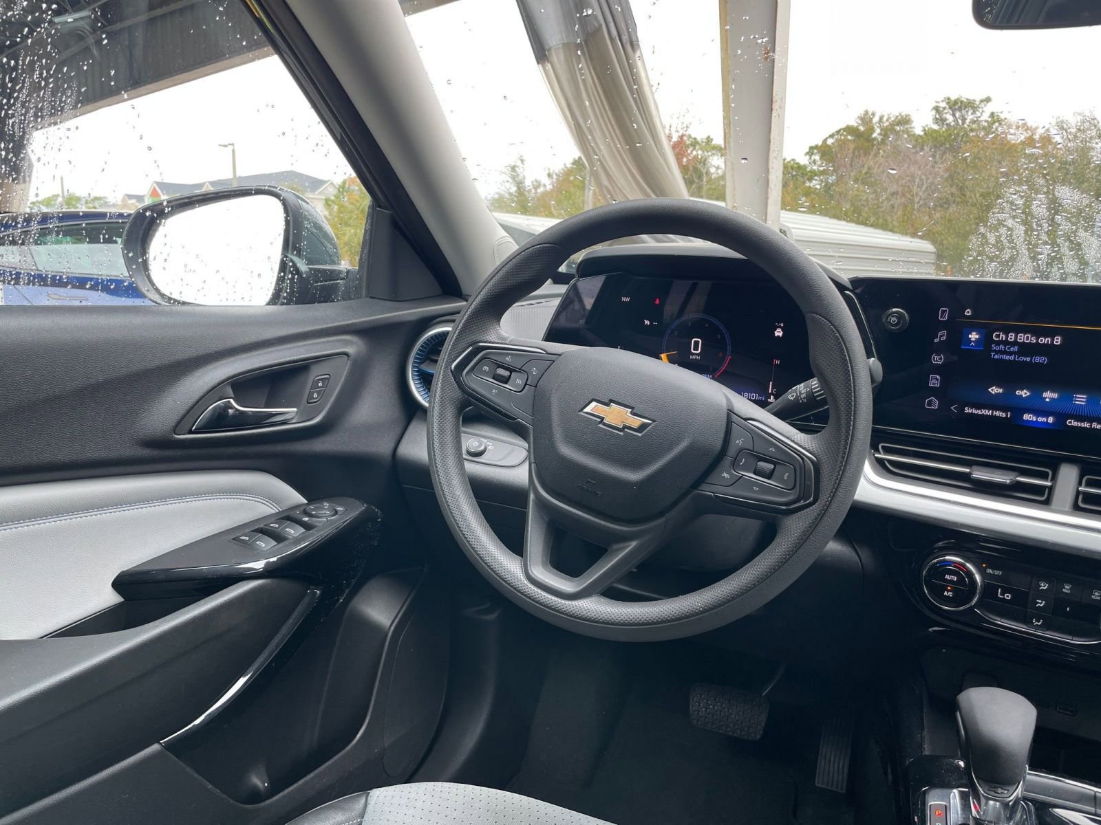 Thumbnail: 2025 Chevrolet Trax - 33