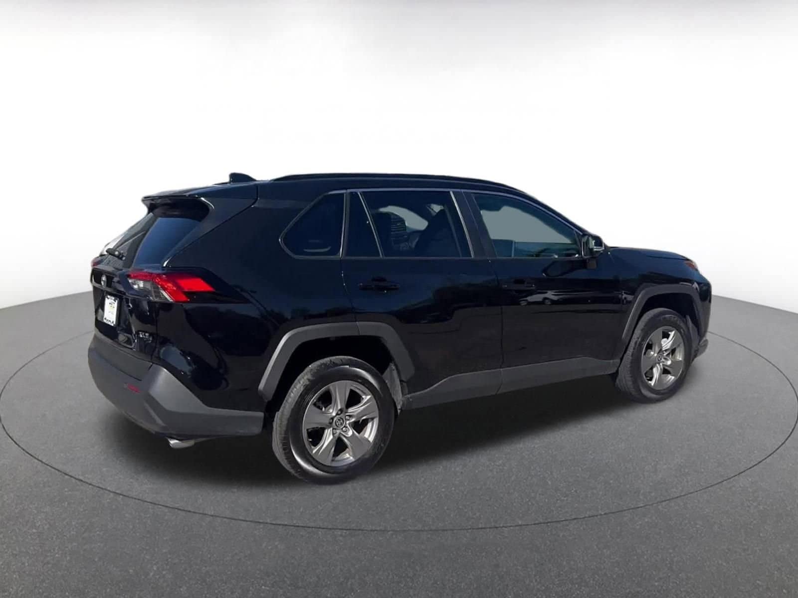 Thumbnail: 2025 Toyota RAV4 - 14