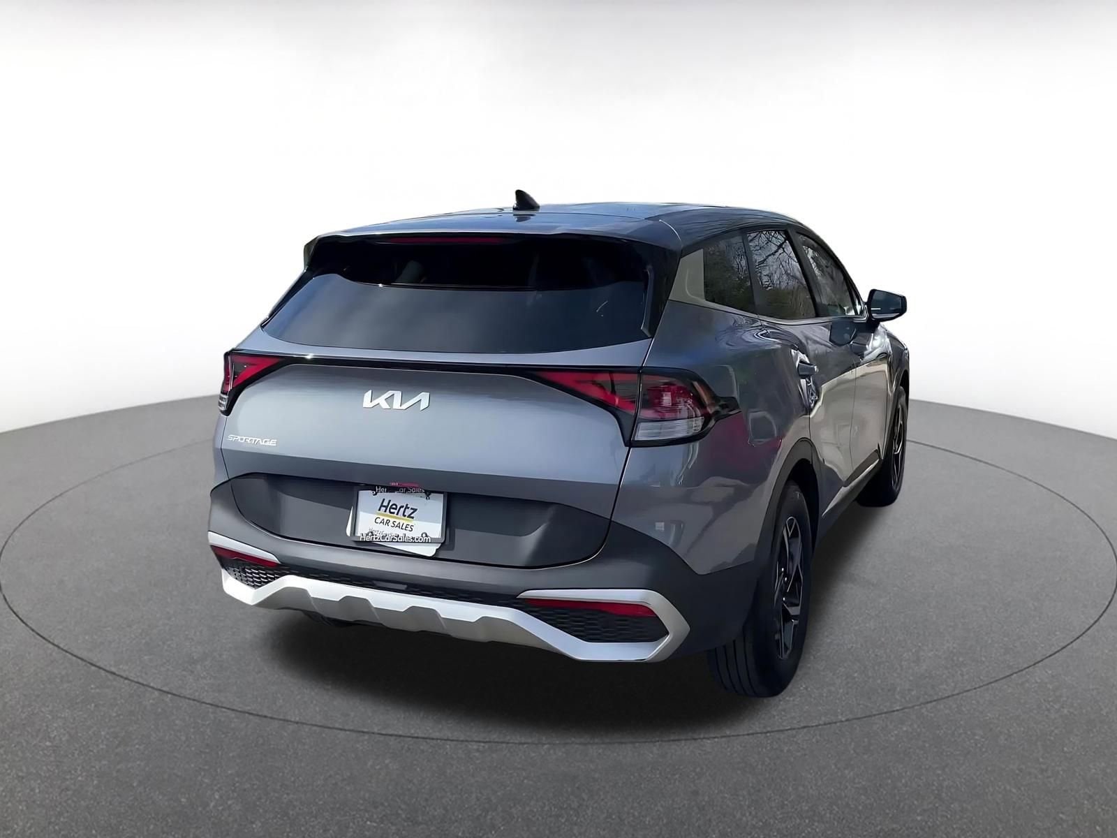 Thumbnail: 2025 Kia Sportage - 10