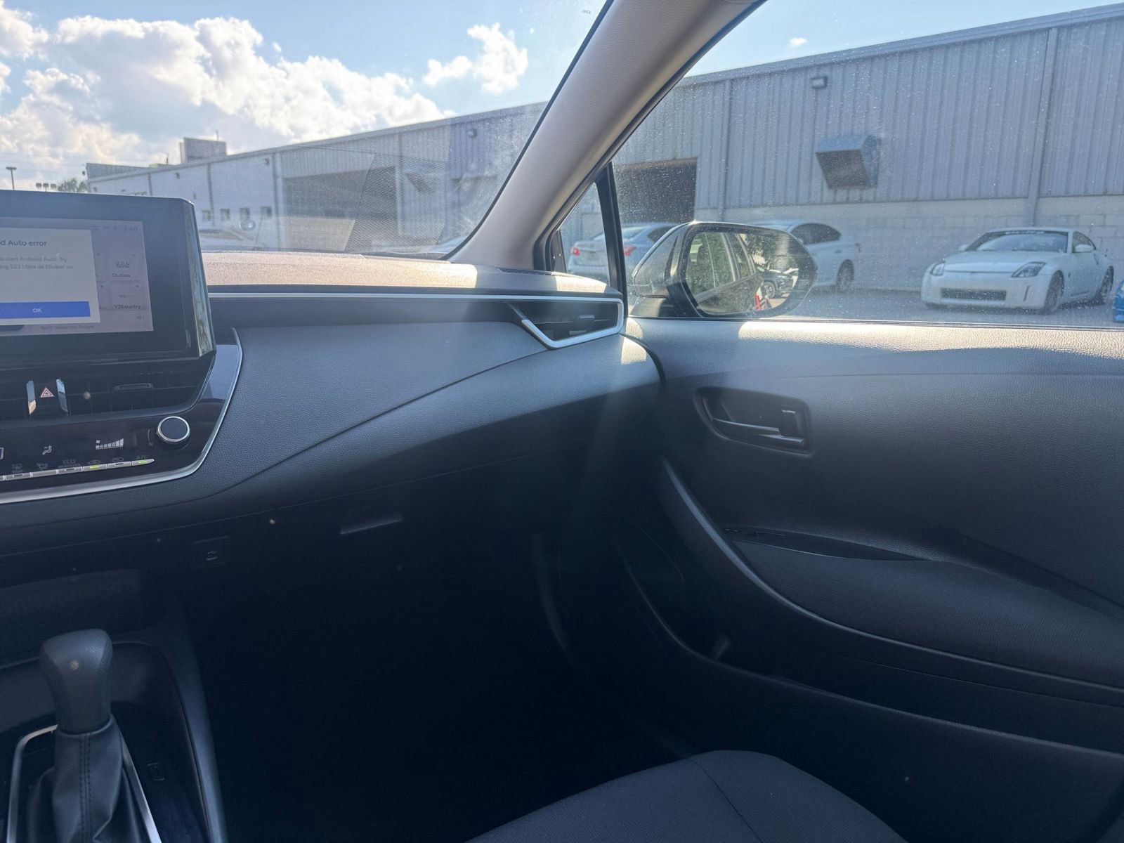 Thumbnail: 2025 Toyota Corolla - 33