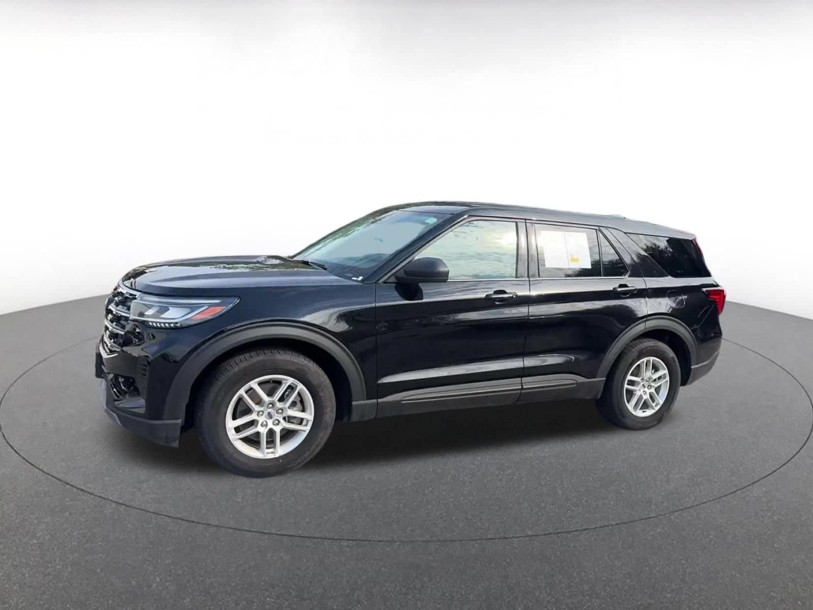Thumbnail: 2026 Ford Explorer - 5