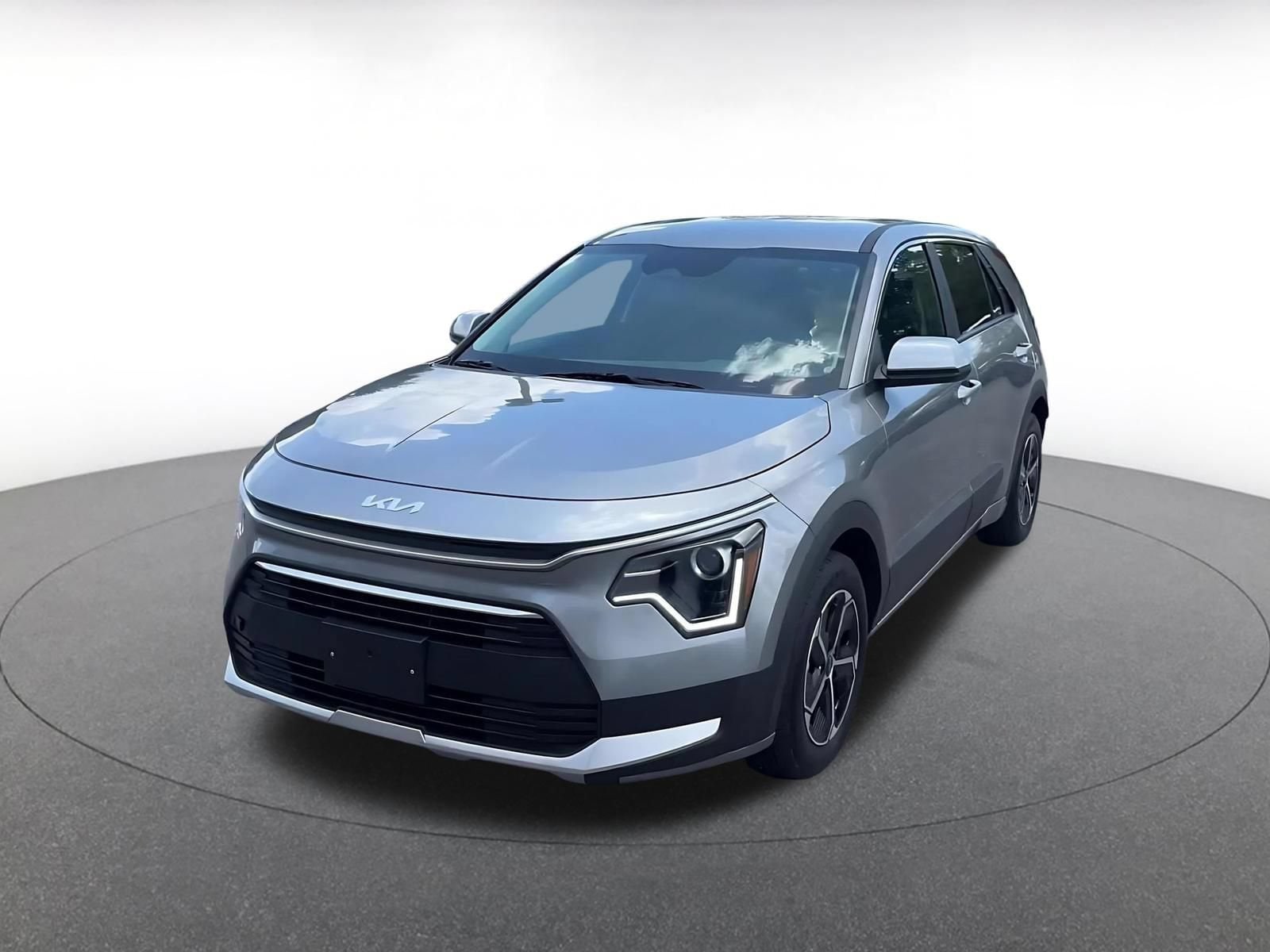Thumbnail: 2026 Kia Niro - 4