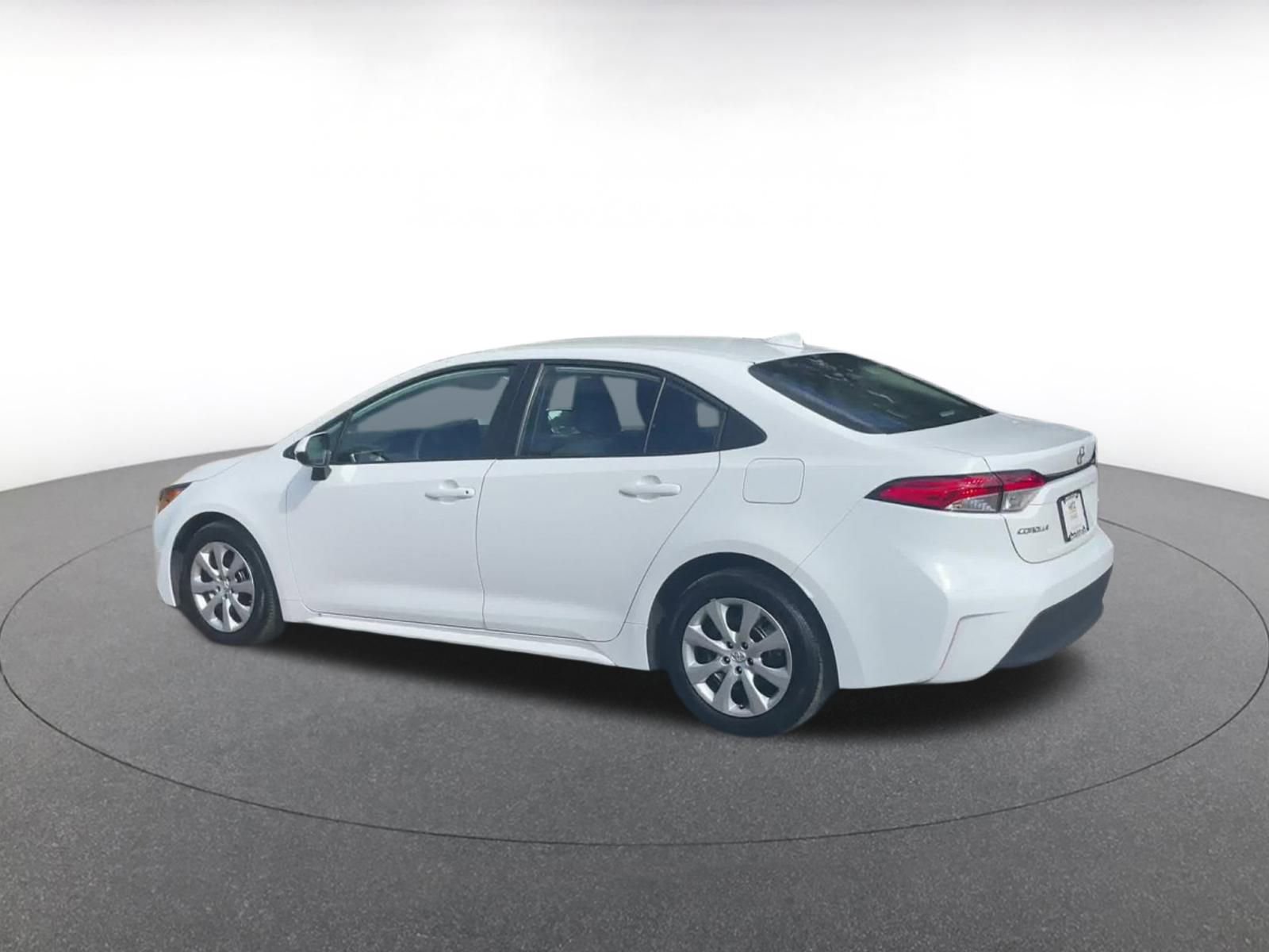 Thumbnail: 2025 Toyota Corolla - 10