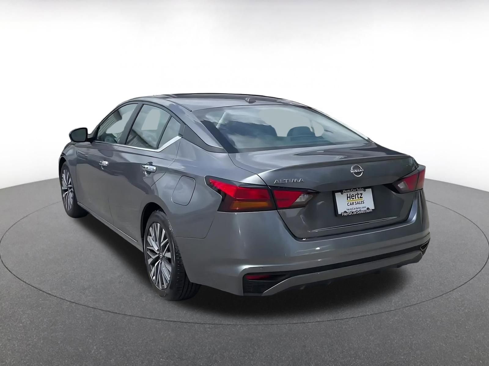 Thumbnail: 2025 Nissan Altima - 10
