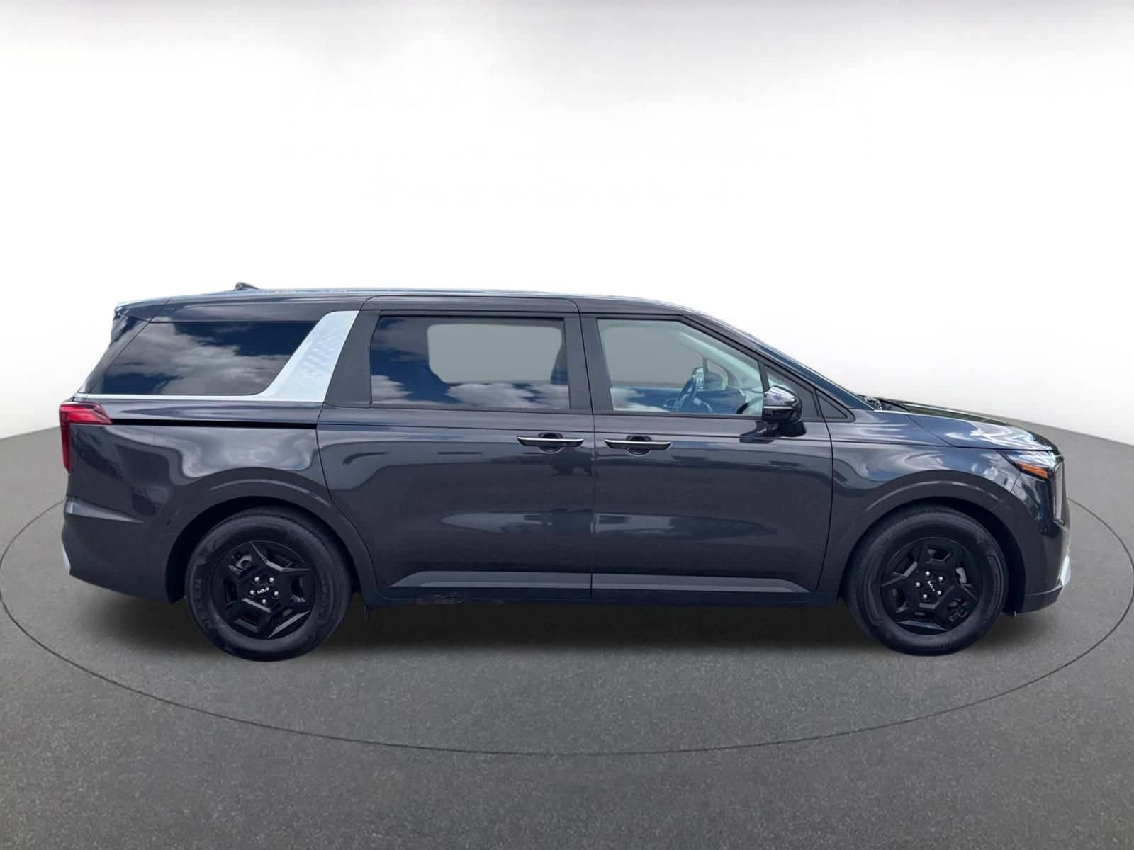 Thumbnail: 2026 Kia Carnival - 15