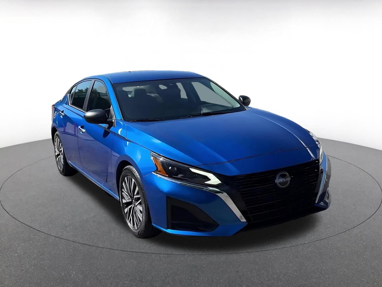Thumbnail: 2025 Nissan Altima - 2