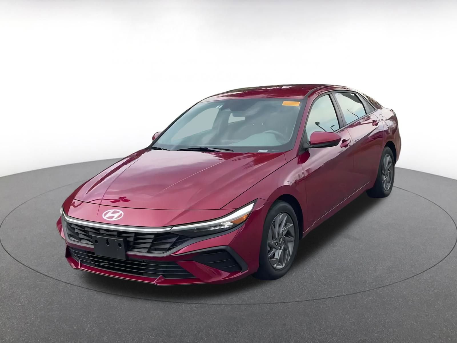 Thumbnail: 2024 Hyundai Elantra - 4