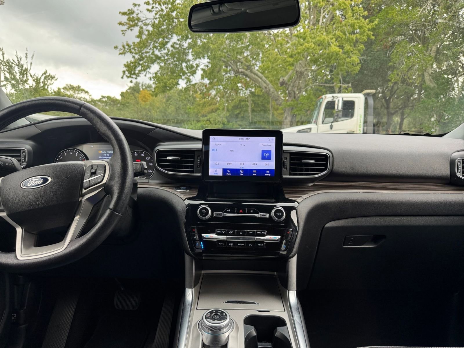 Thumbnail: 2023 Ford Explorer - 18