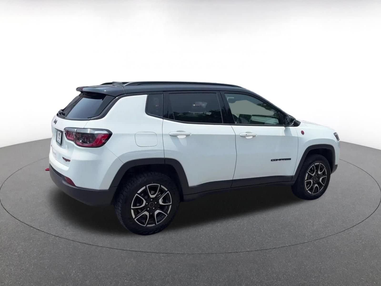 Thumbnail: 2025 Jeep Compass - 13
