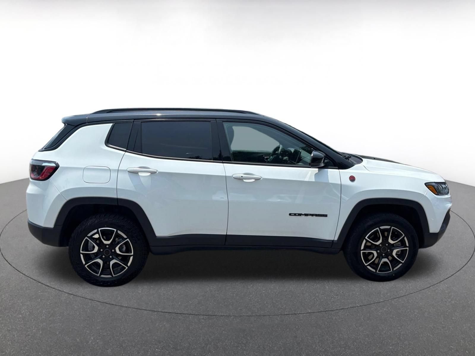 Thumbnail: 2025 Jeep Compass - 14