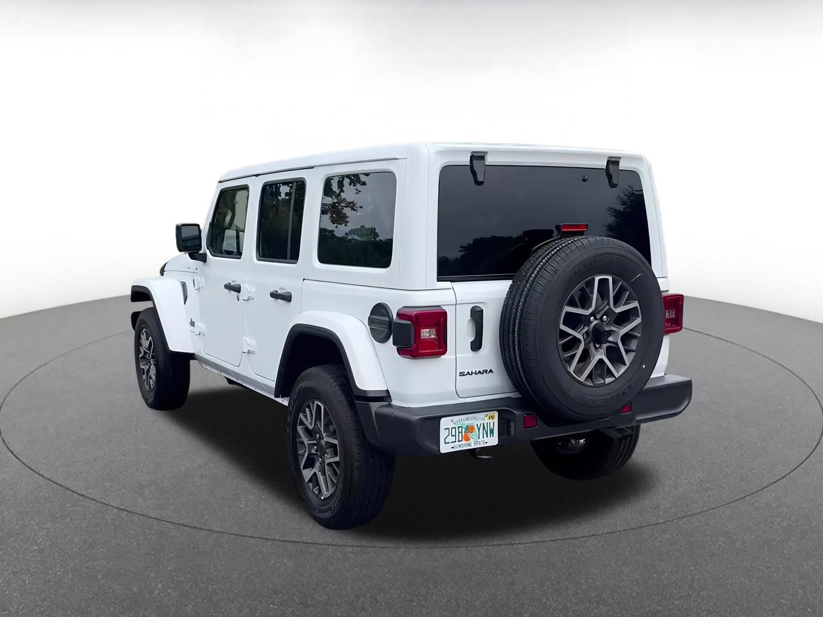 Thumbnail: 2025 Jeep Wrangler - 10
