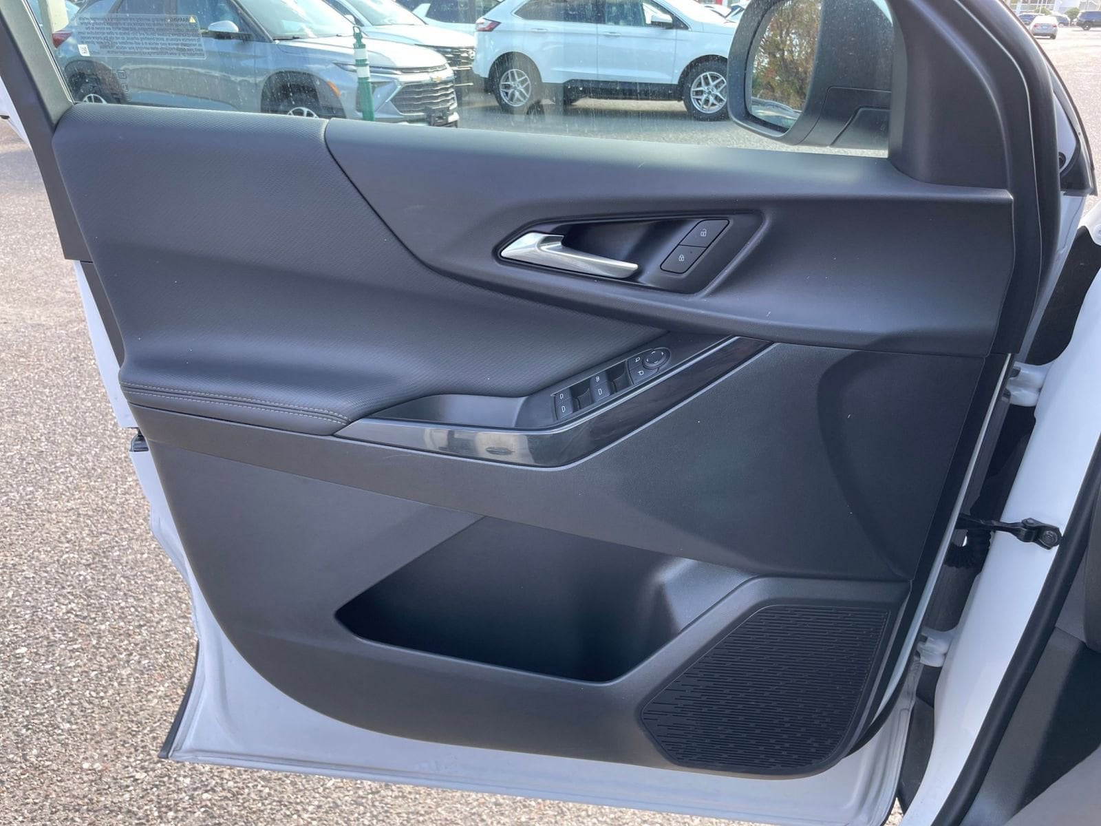 Thumbnail: 2025 Chevrolet Equinox - 20