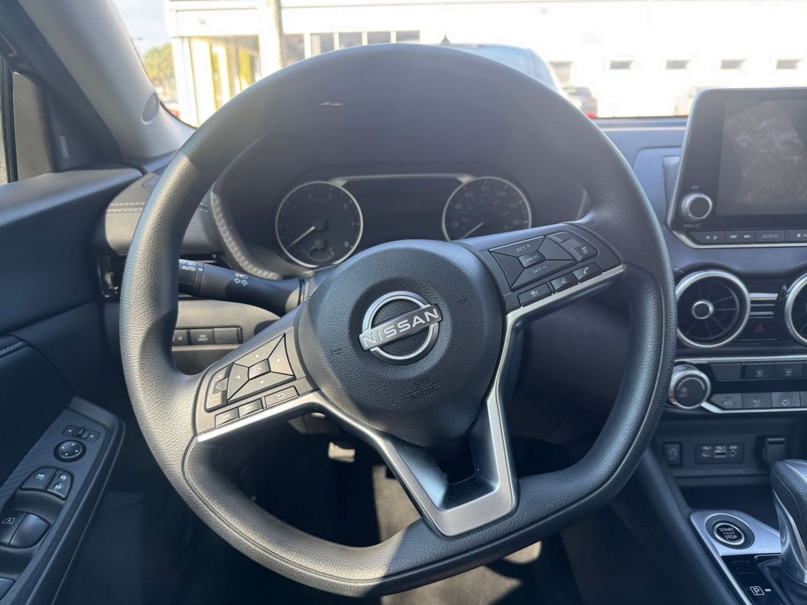 Thumbnail: 2024 Nissan Sentra - 25