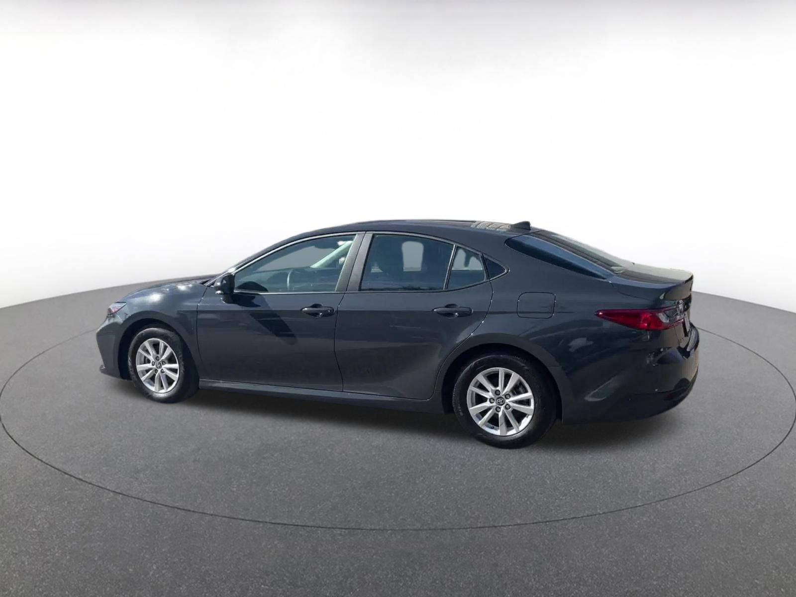 Thumbnail: 2025 Toyota Camry - 9