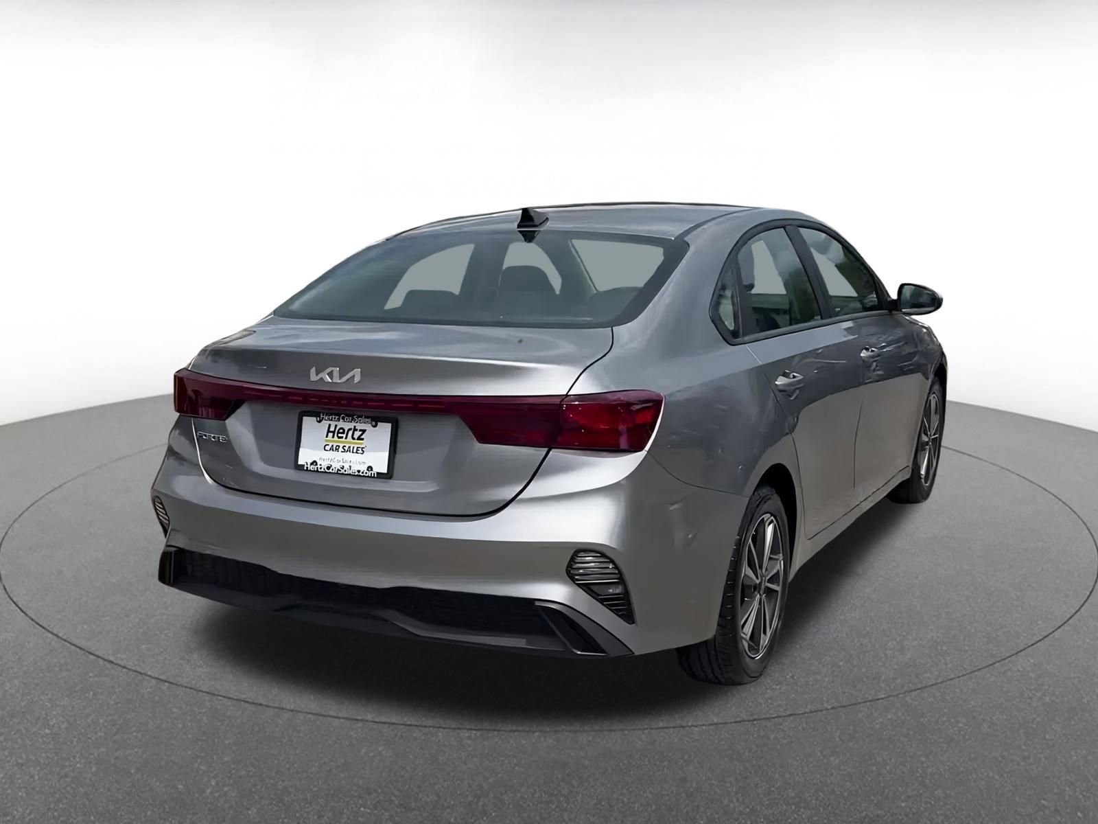 Thumbnail: 2024 Kia Forte - 14