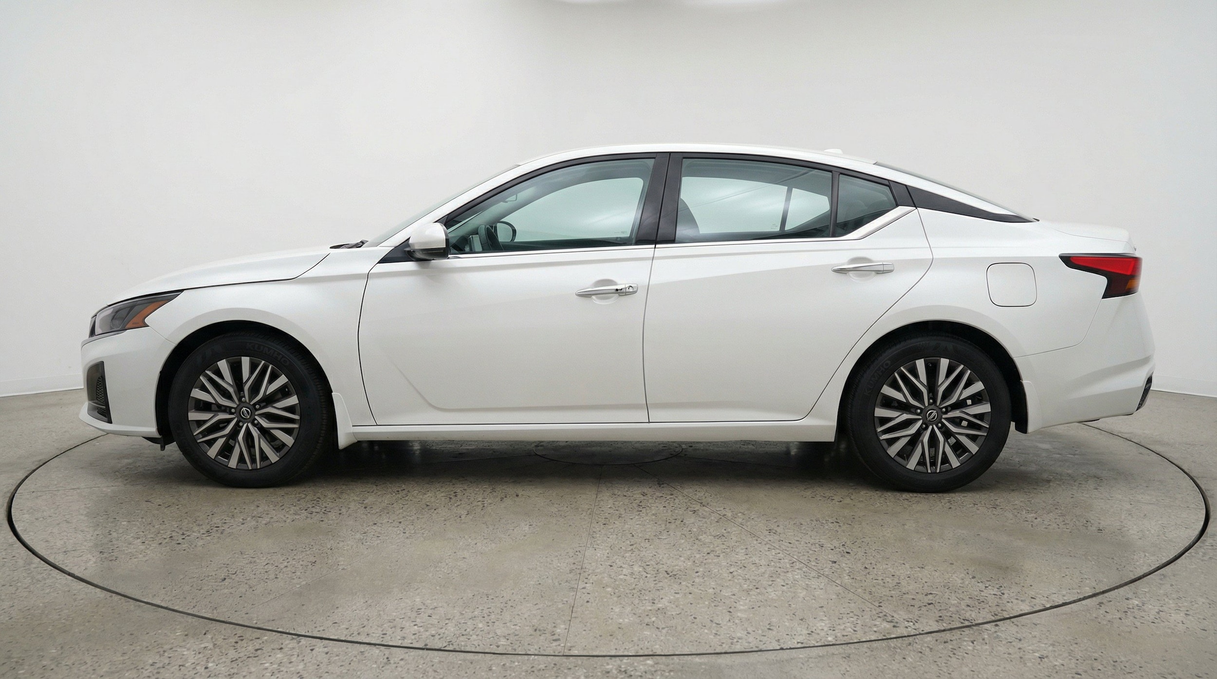 Thumbnail: 2025 Nissan Altima - 7