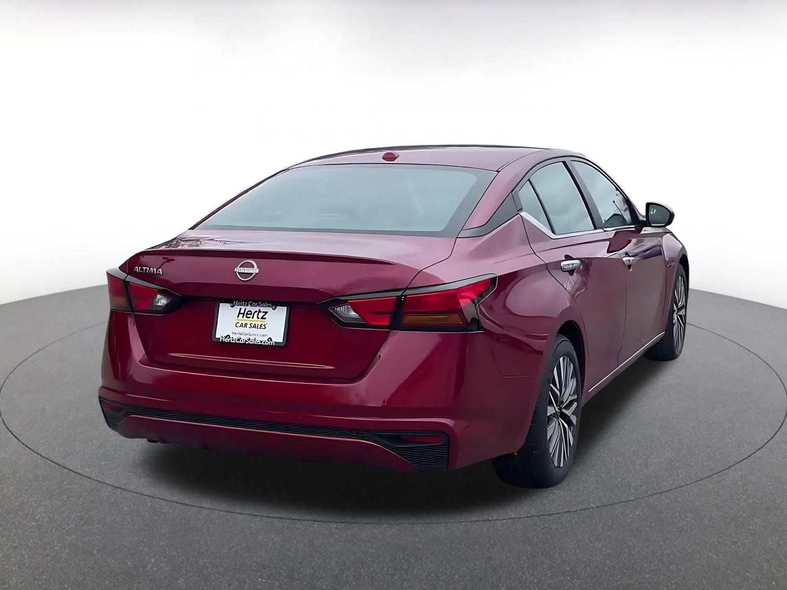 Thumbnail: 2025 Nissan Altima - 12