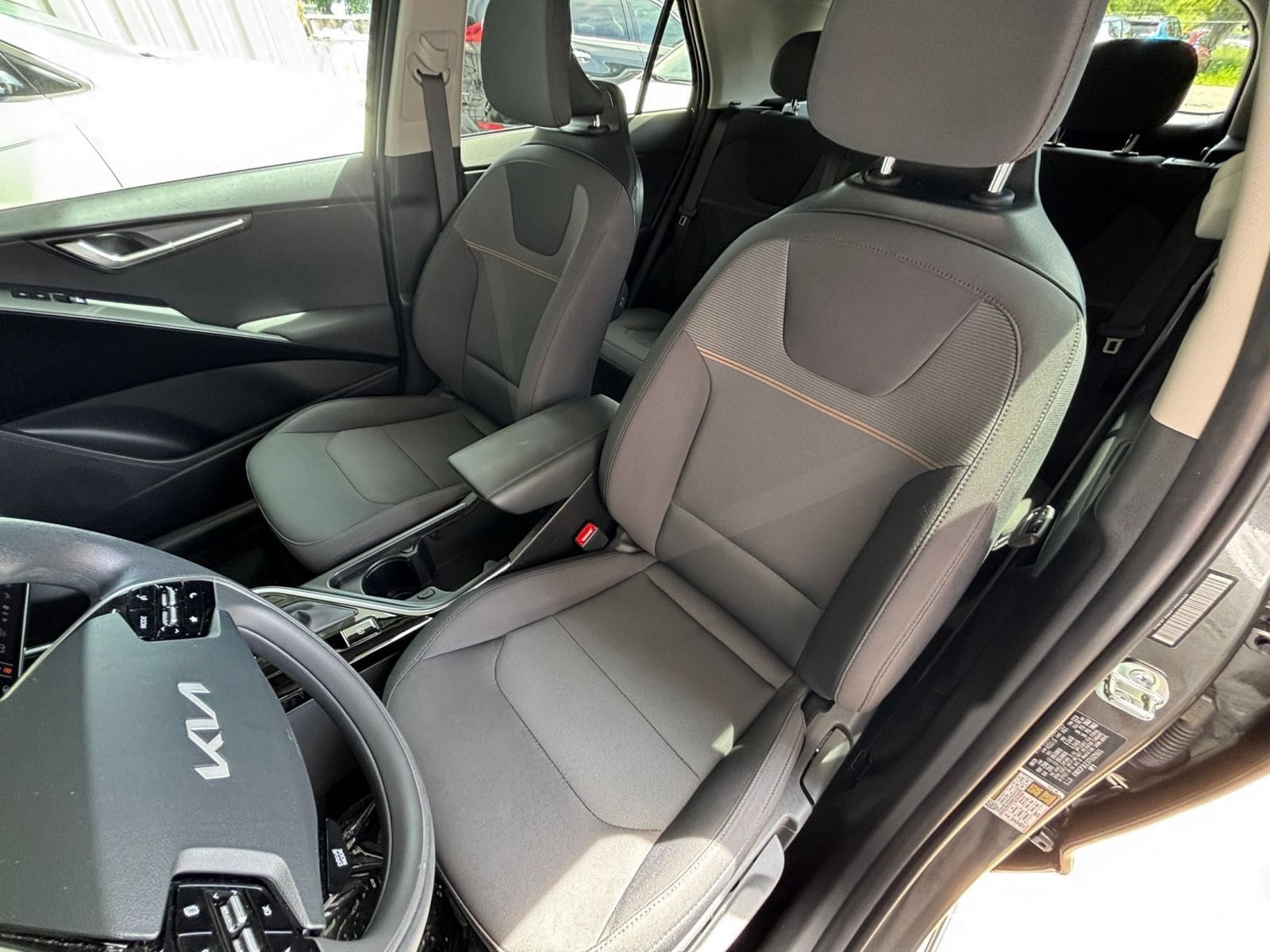 Thumbnail: 2026 Kia Niro - 34