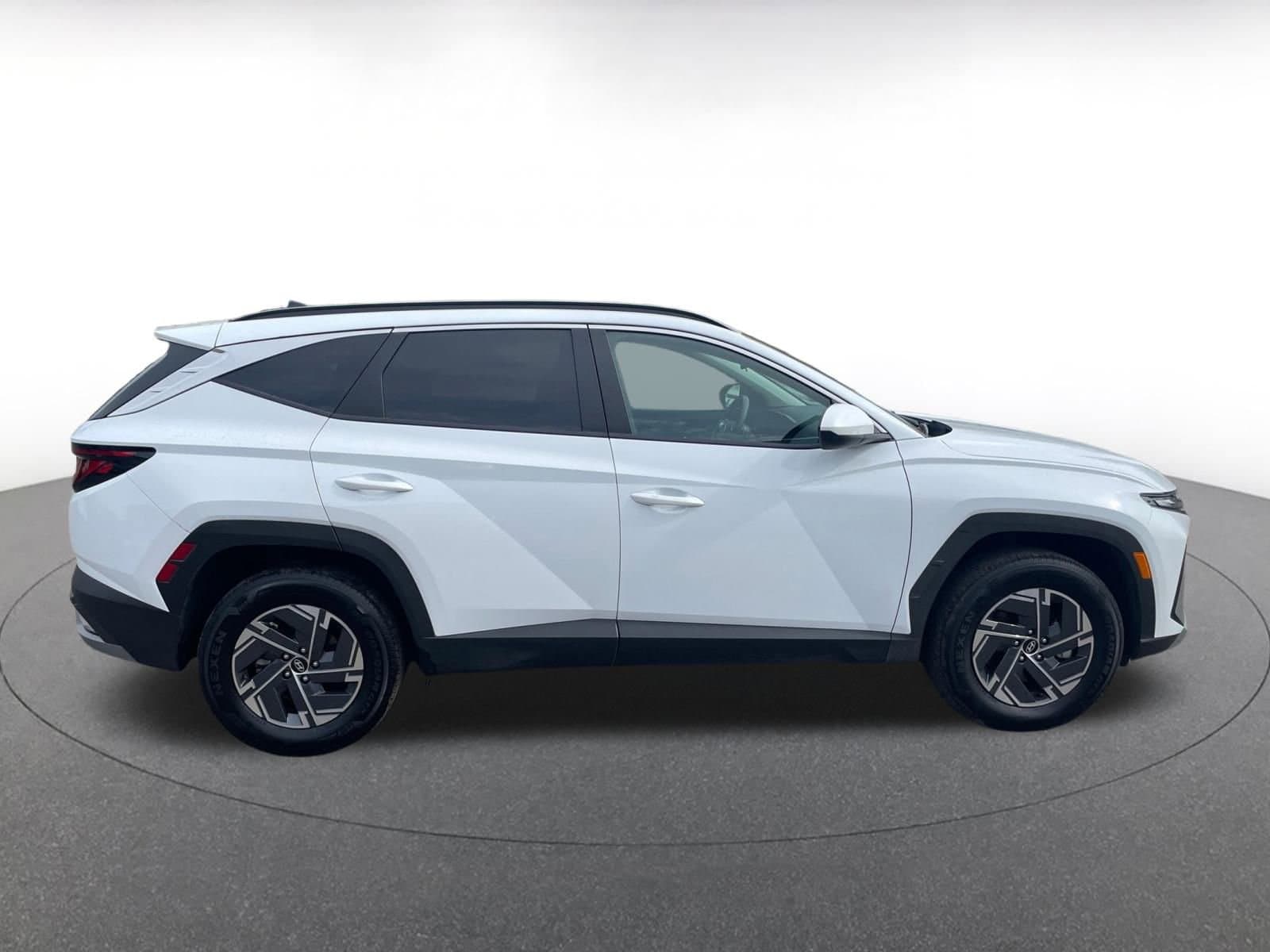 Thumbnail: 2025 Hyundai Tucson - 15